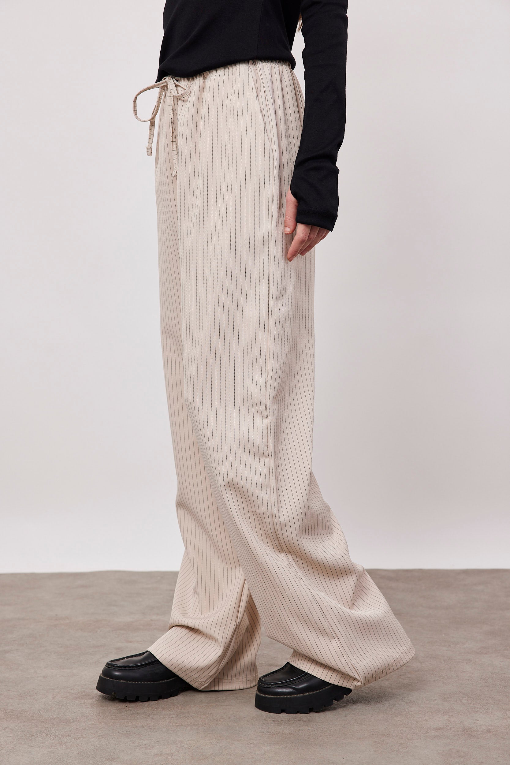 מכנסי פסים עם קשירה