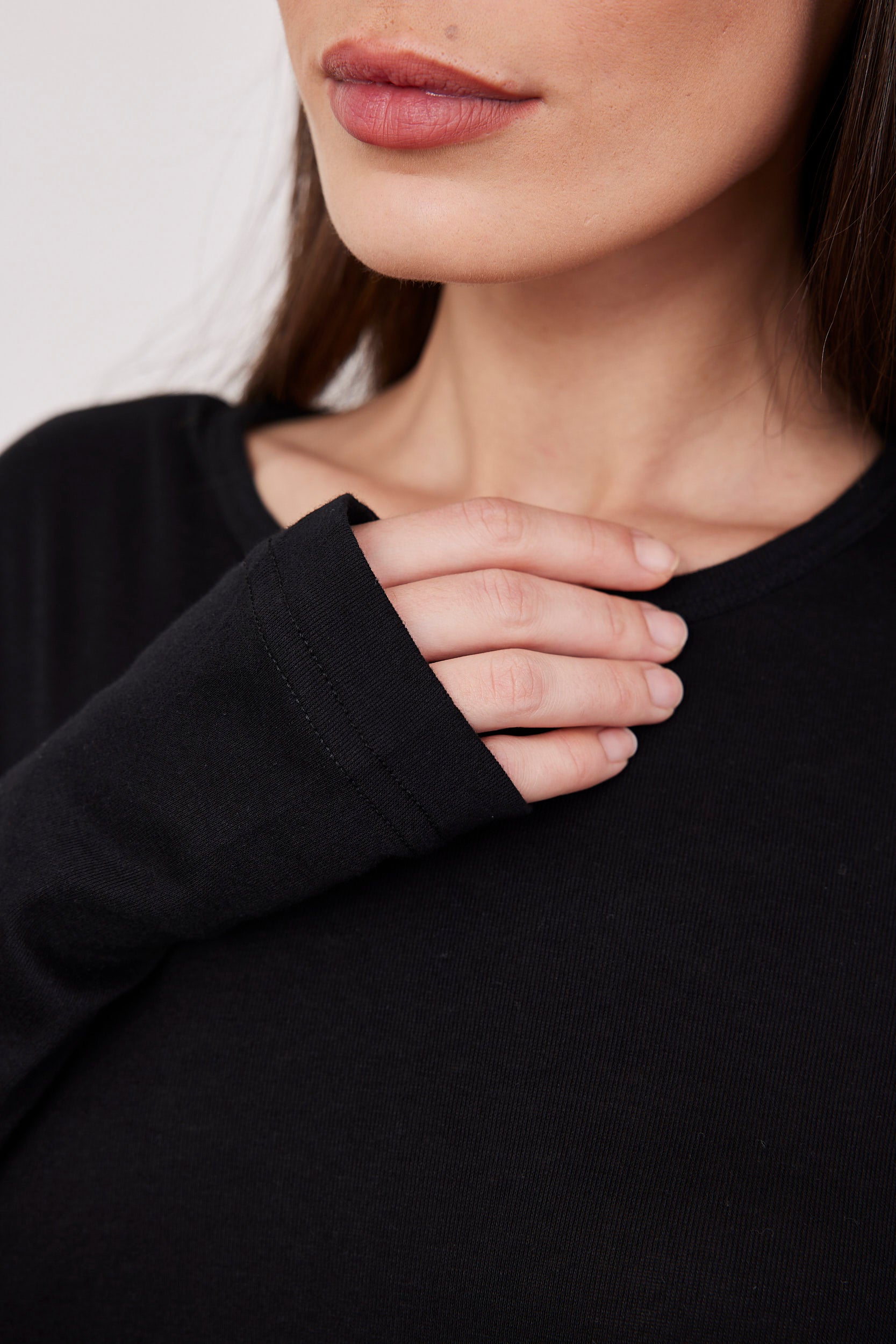 חולצה ארוכה עם שרוול כפפה