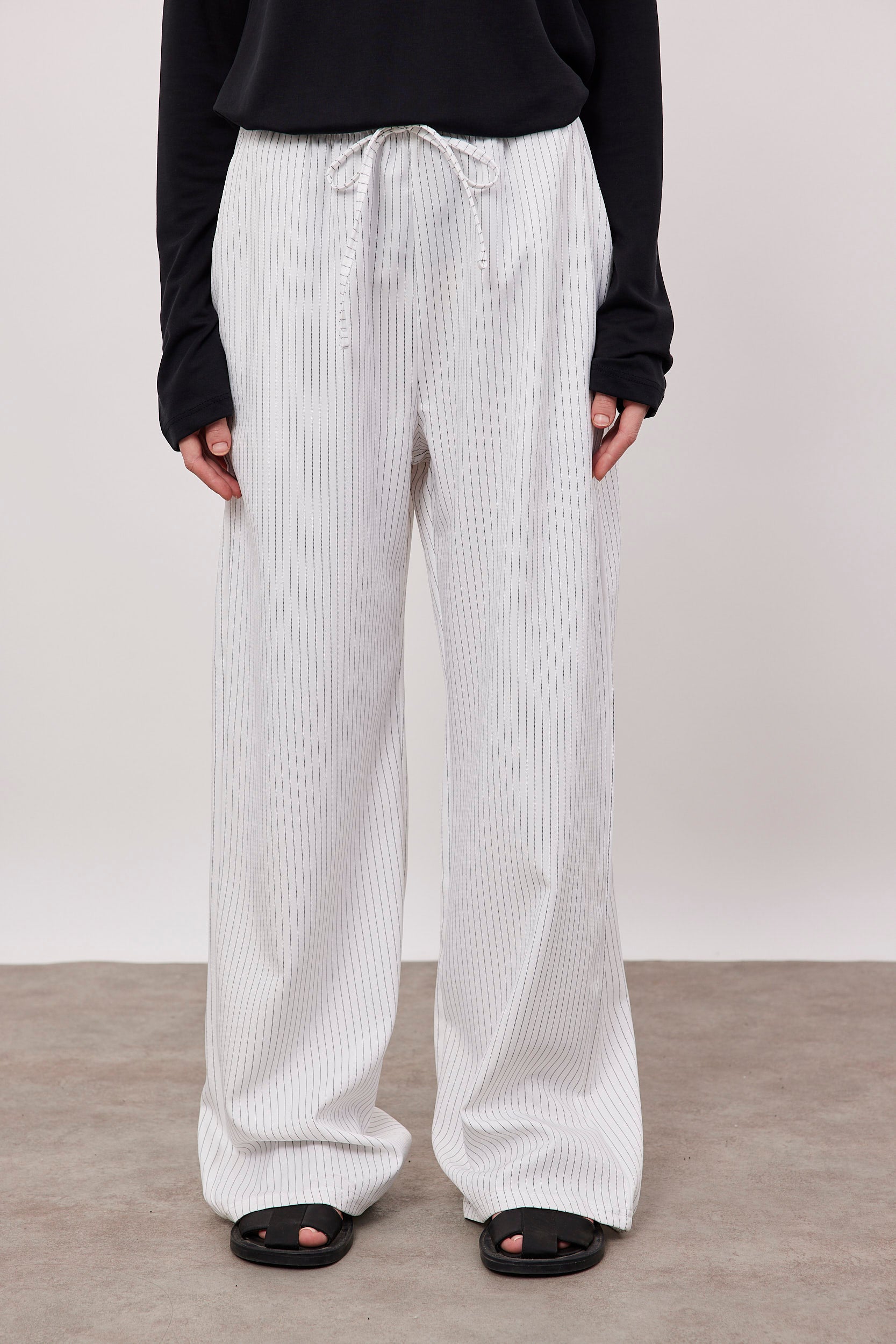 מכנסי פסים עם קשירה