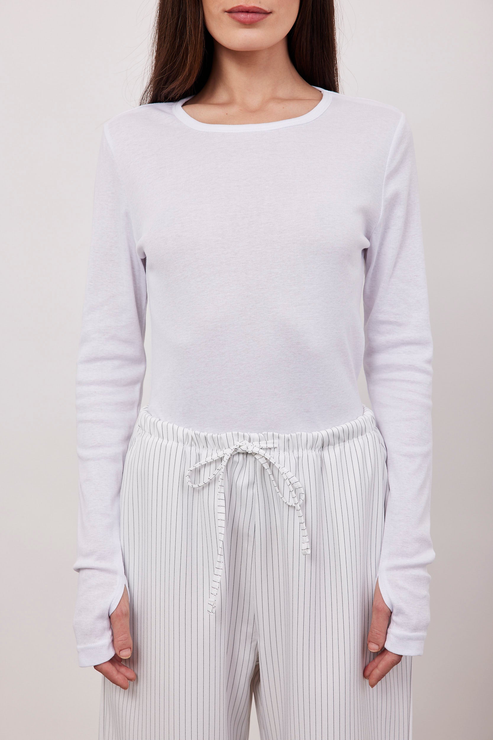 חולצה ארוכה עם שרוול כפפה