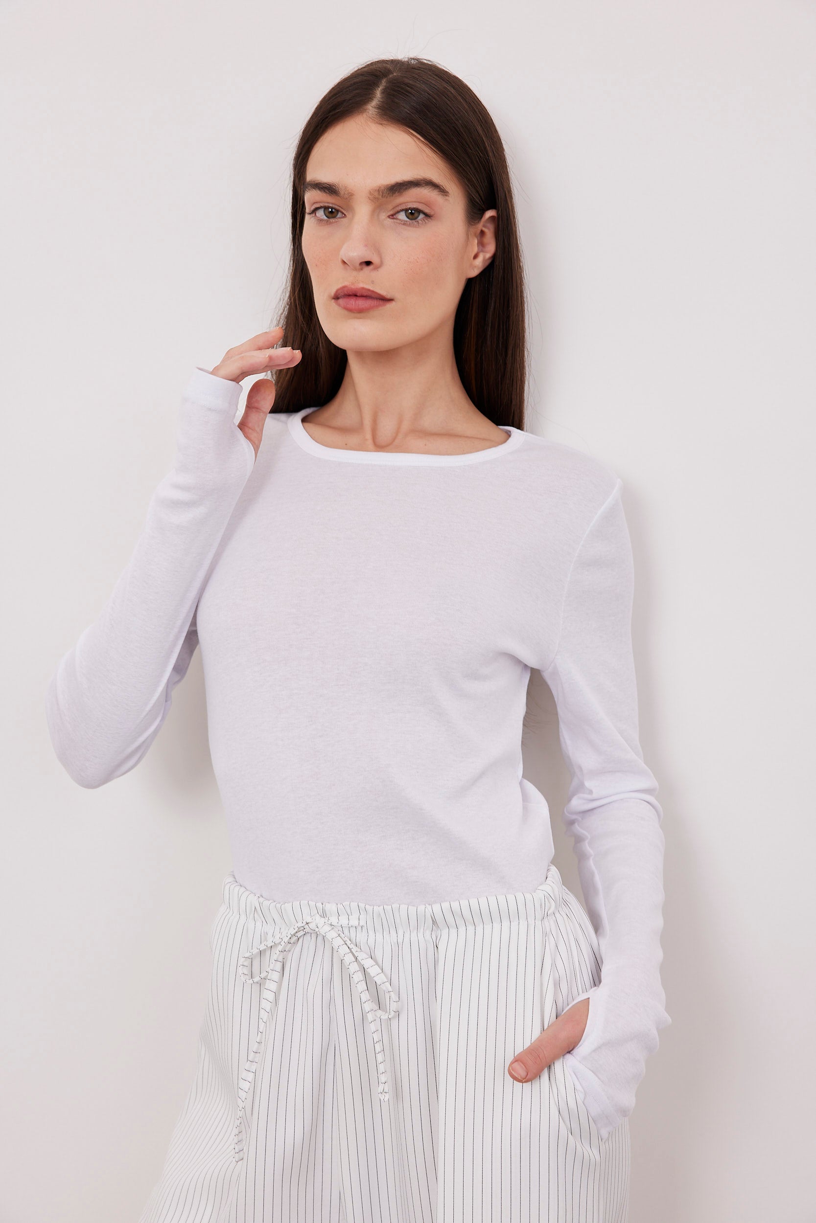 חולצה ארוכה עם שרוול כפפה