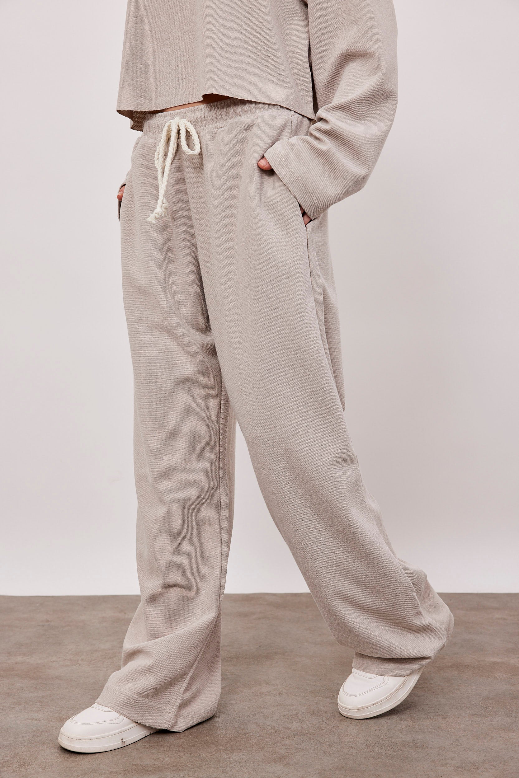 מכנסי סריג ארוכים עם שרוך