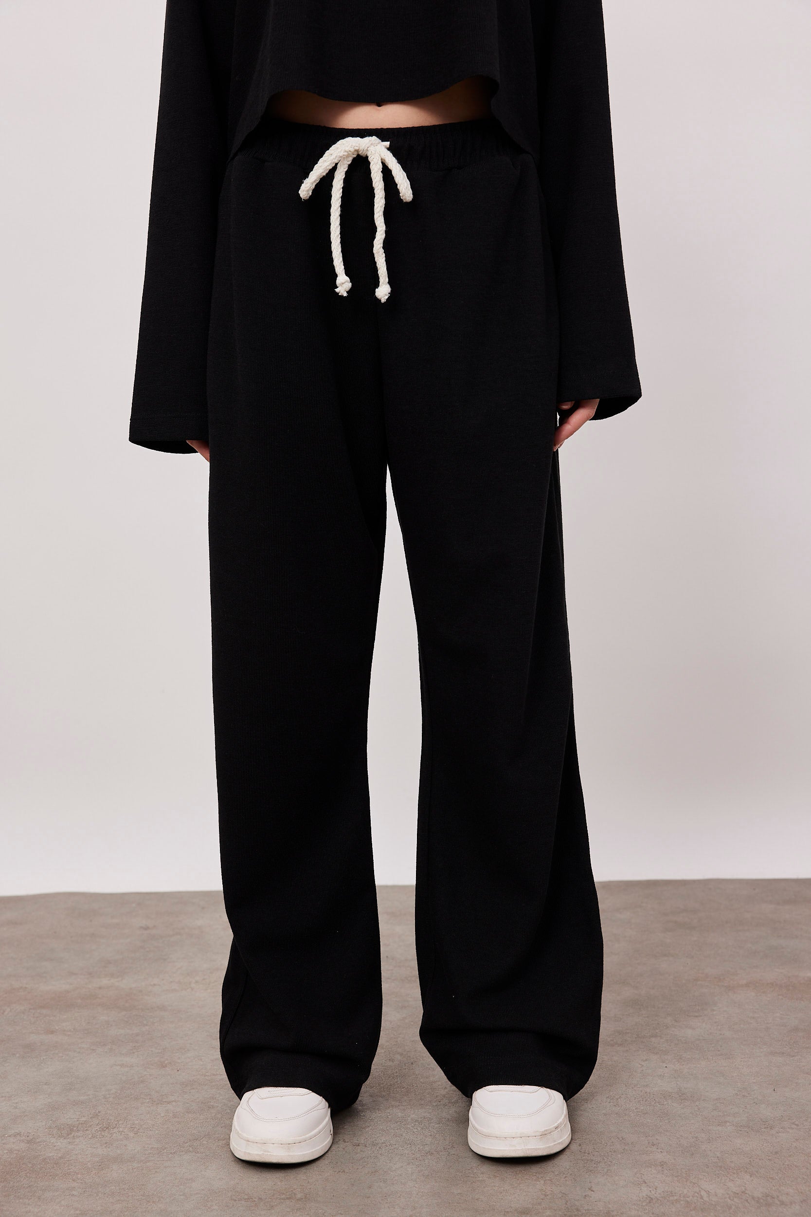 מכנסי סריג ארוכים עם שרוך