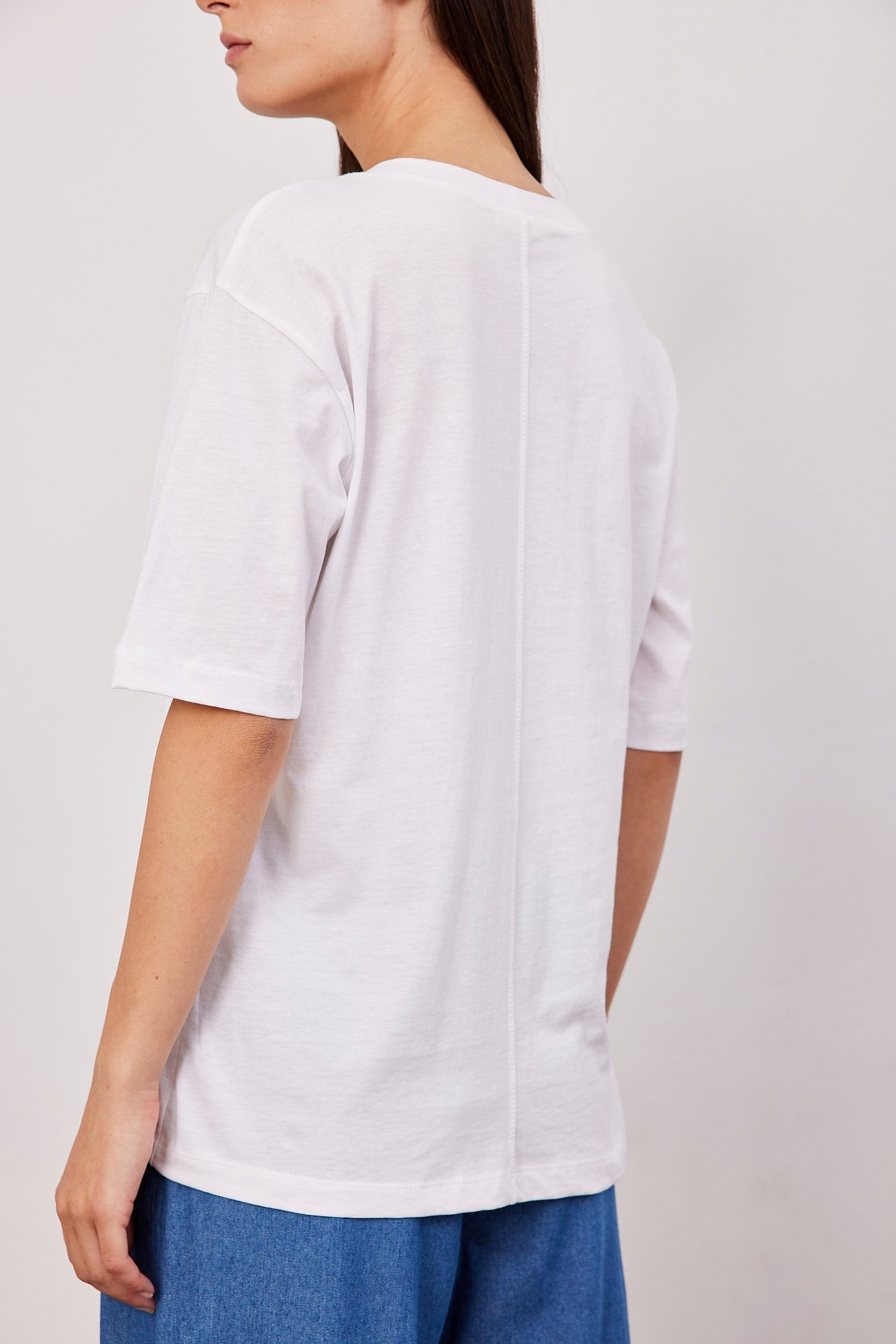 טי-שרט עם שסע - ITAY BRANDS