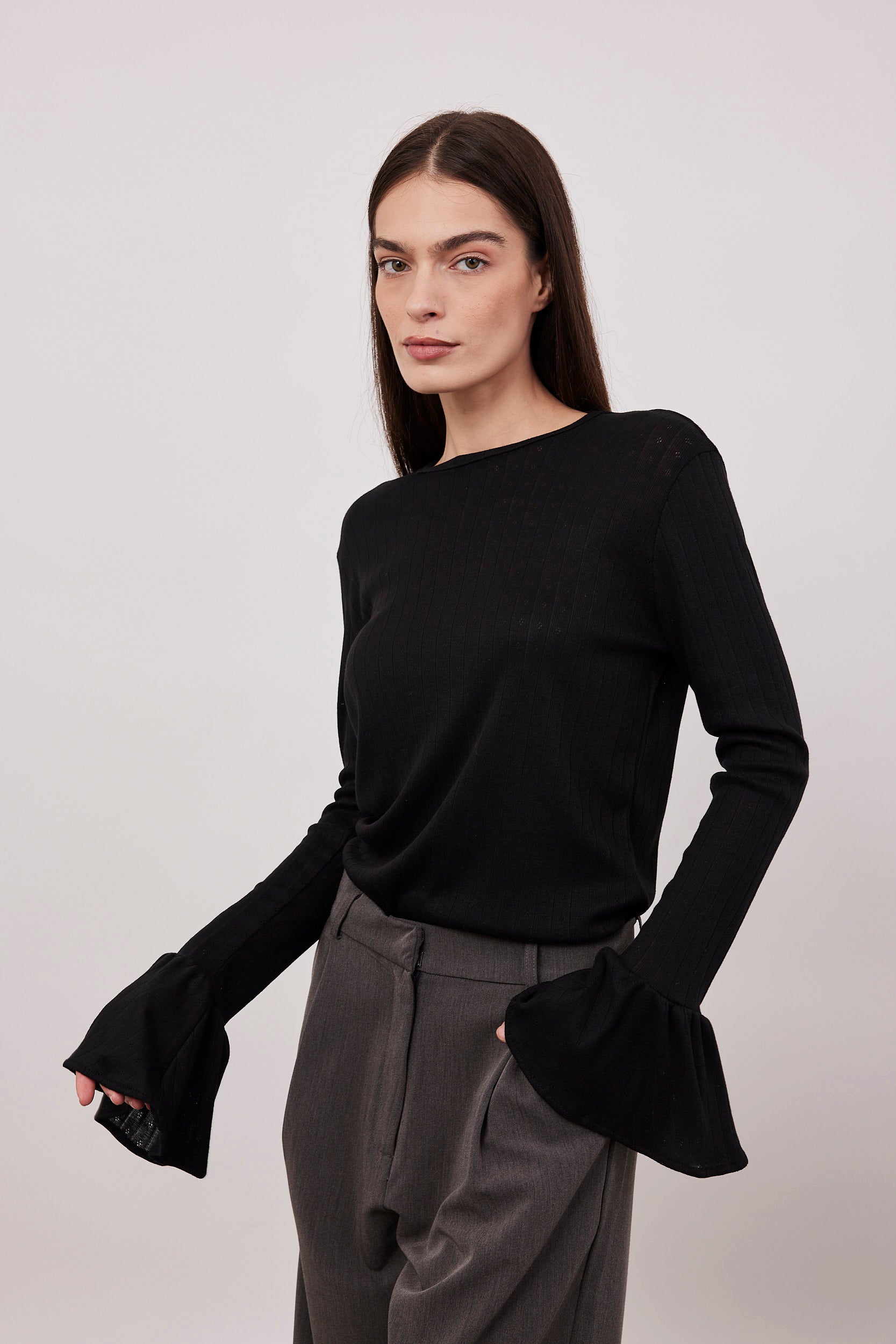 חולצת פונטייל שרוולי פעמון