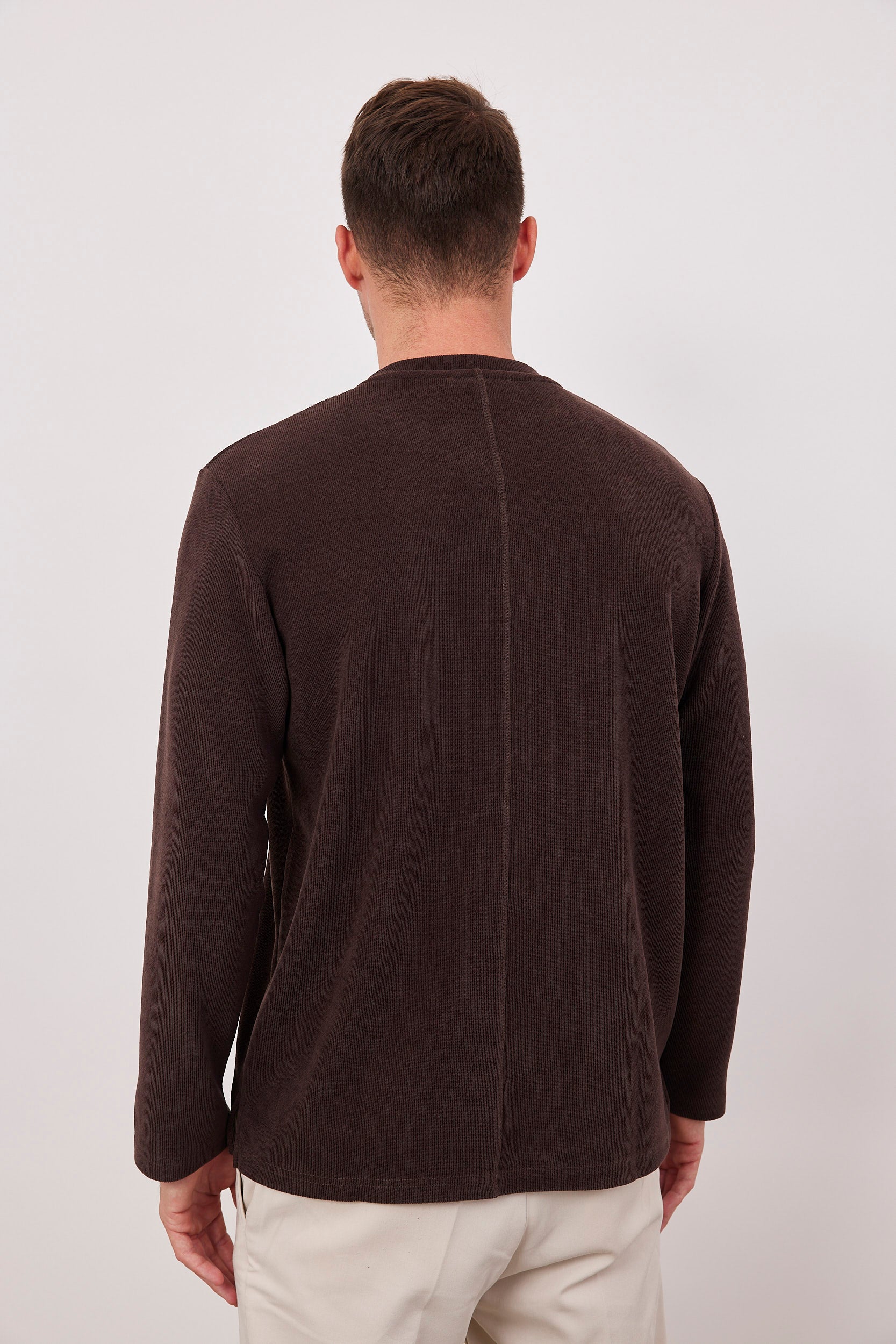 סריג ארוך מפתח עגול