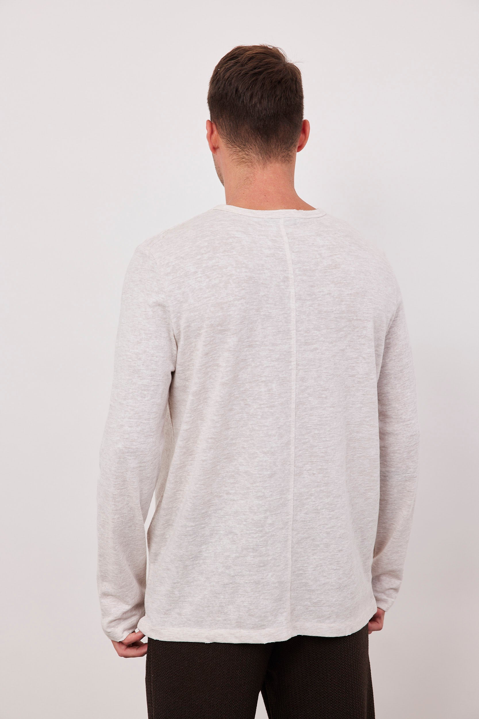 חולצת בייסיק בטקסטורה