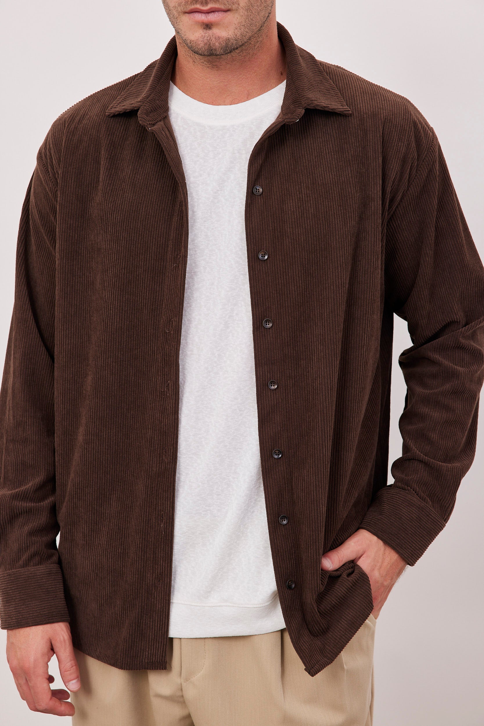 חולצת קורדרוי בשילוב כפתורים