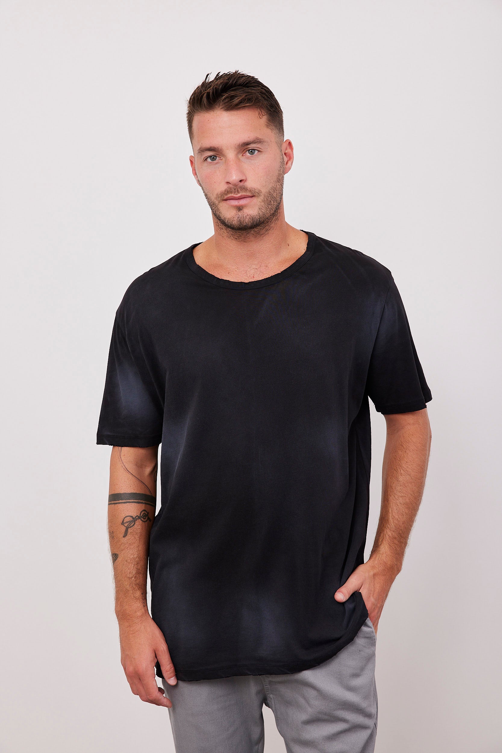 חולצת ווש קצרה עם גימור פרום - ITAY BRANDS