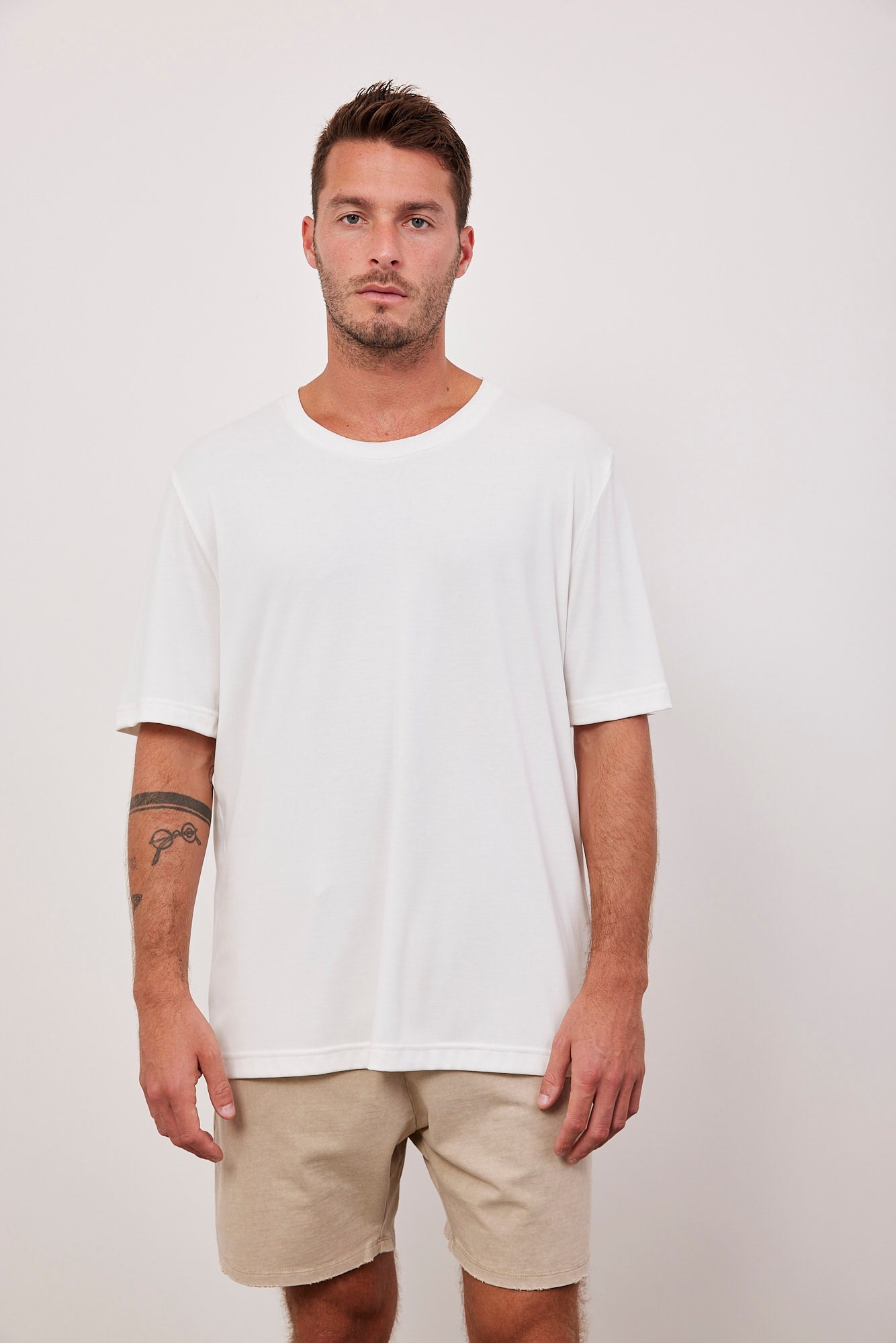 חולצה קצרה מבד מודל - ITAY BRANDS