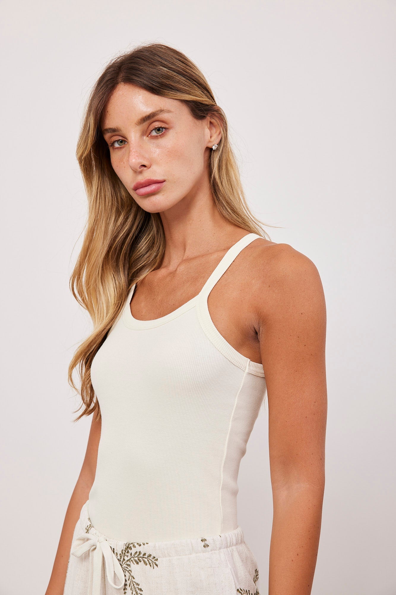 גופיית ריב כתפיות דקות - ITAY BRANDS