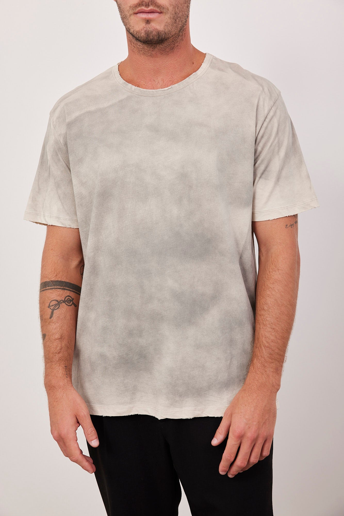 חולצת ווש קצרה עם גימור פרום - ITAY BRANDS