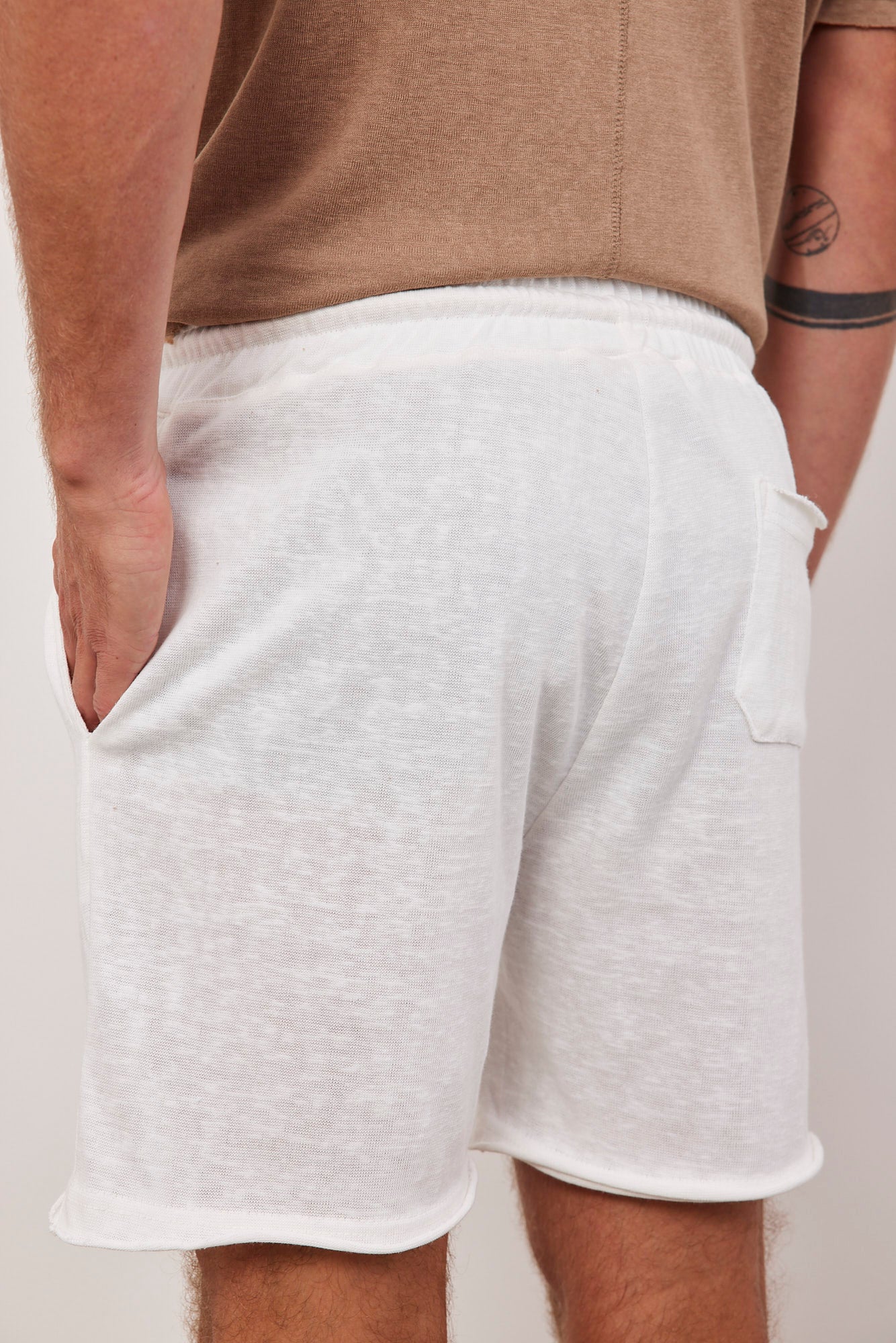 שורט במראה פשתן בסיומת פרומה - ITAY BRANDS