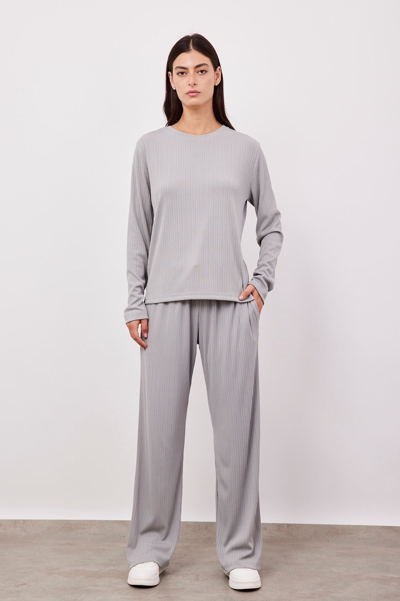 חליפה בטקסטורת פסים - ITAY BRANDS