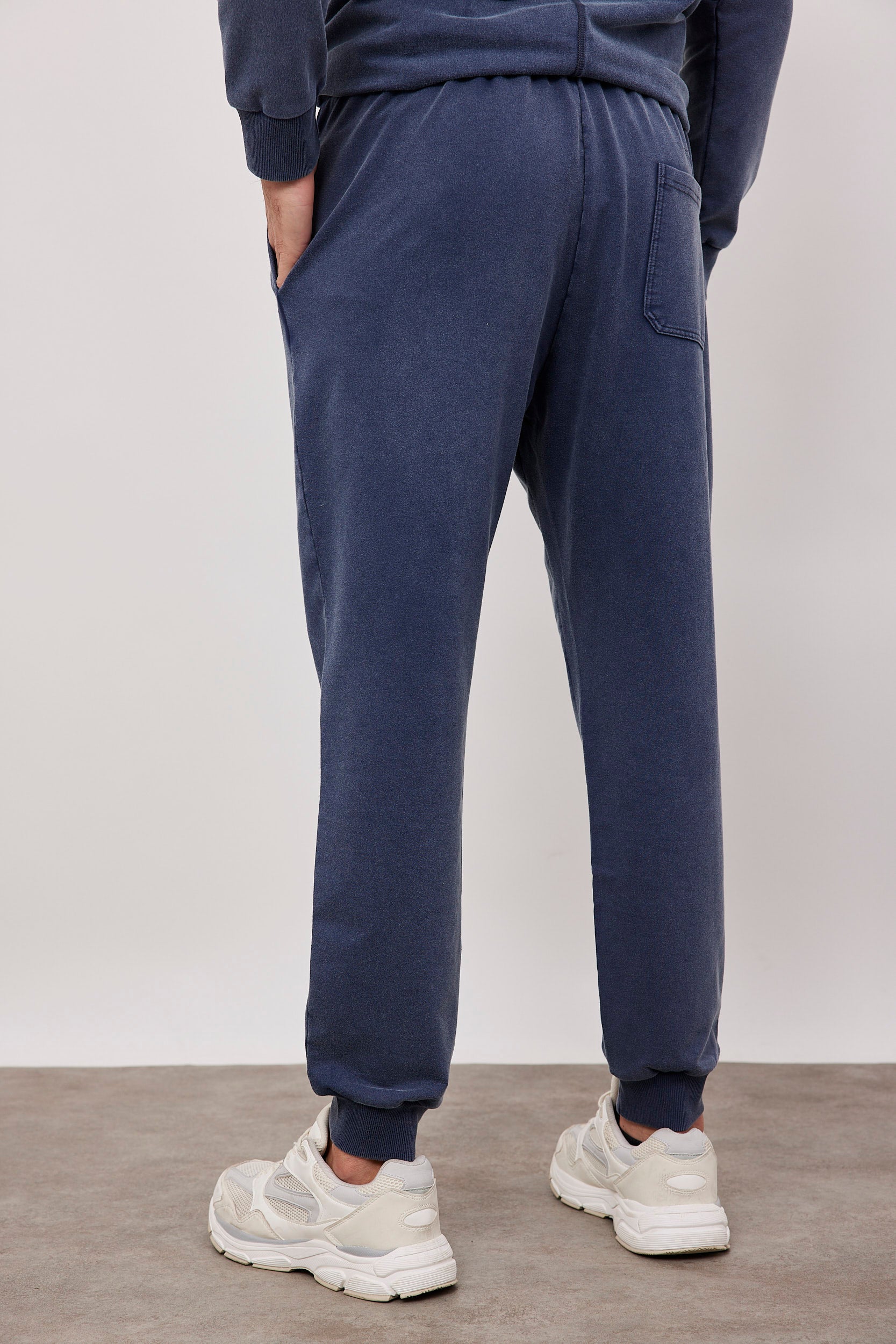 מכנסי פוטר עם סיומת גומי