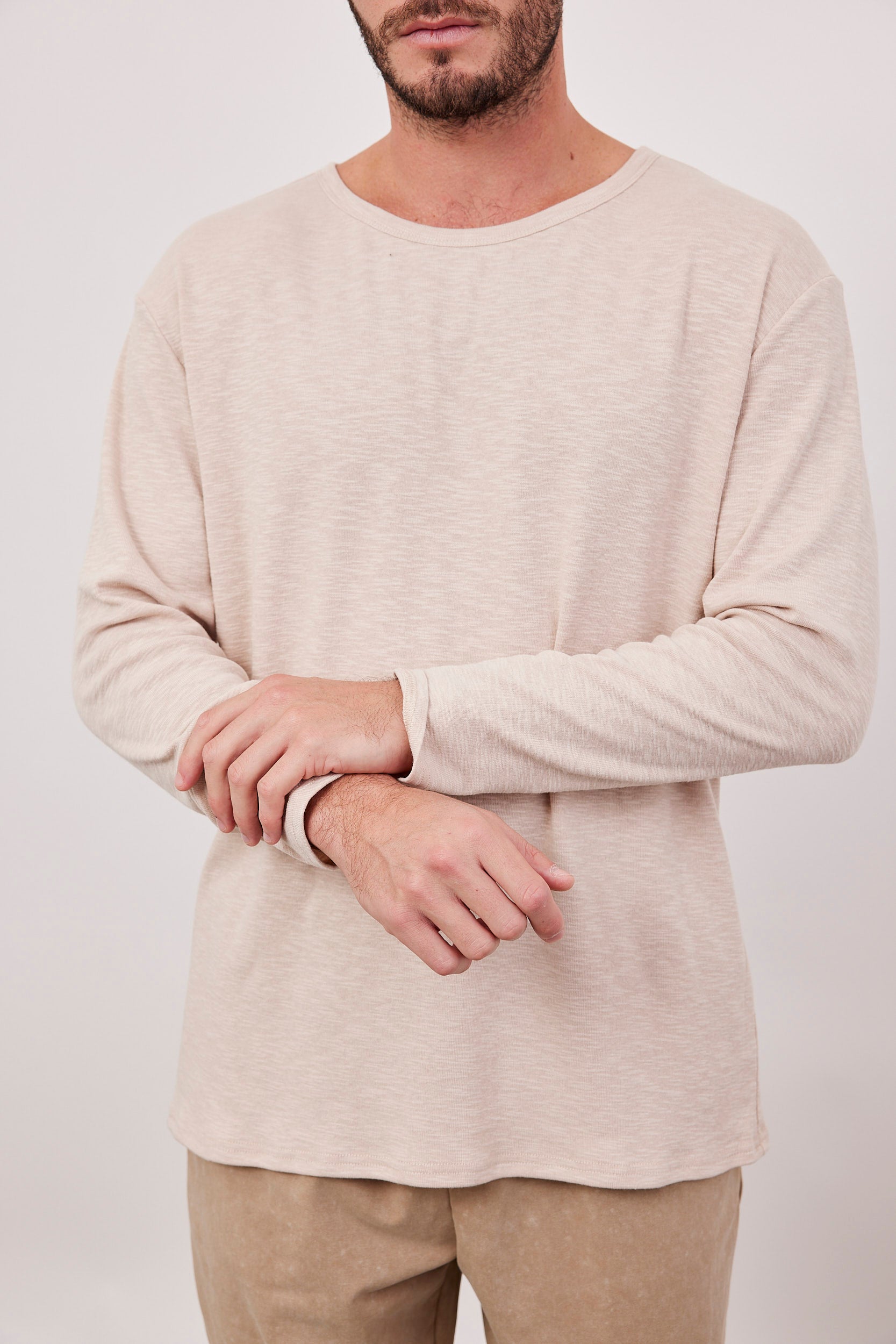 חולצת בייסיק שקפקפה