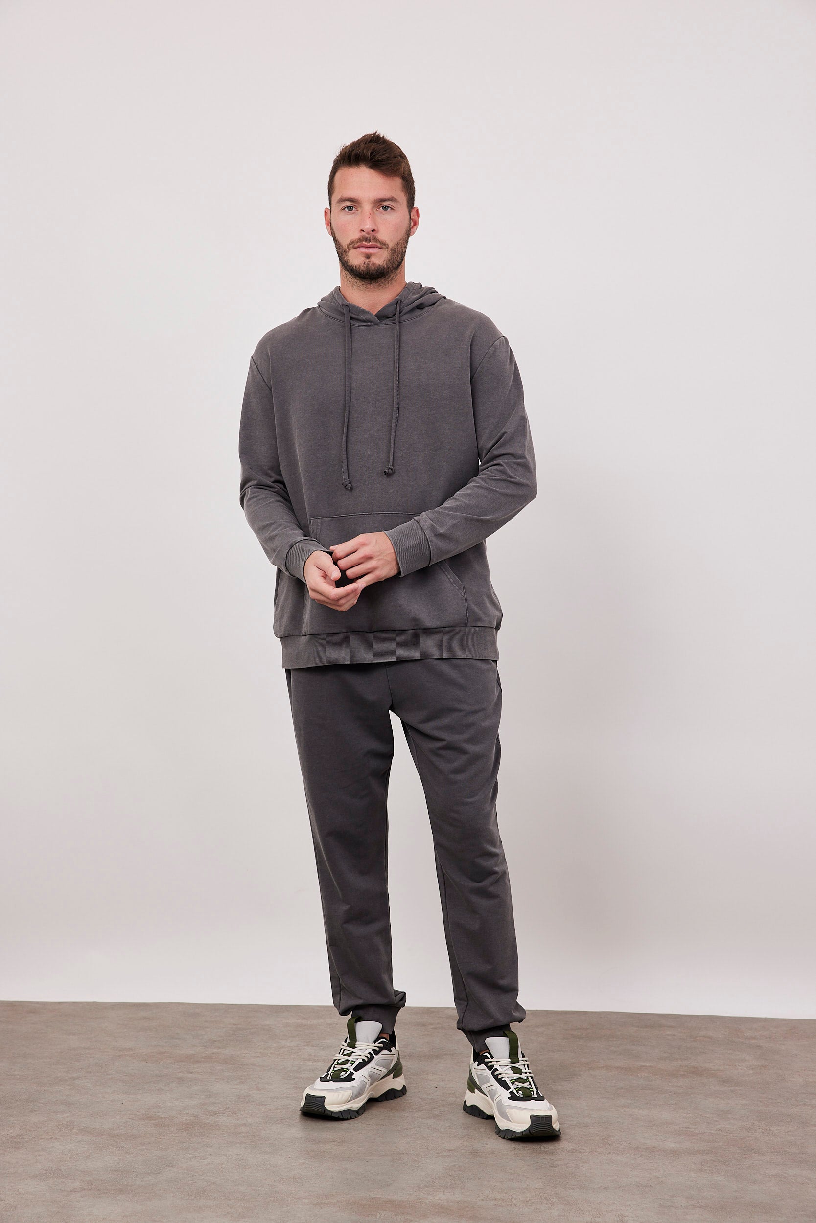 סווטרשט קפוצון עם שרוך