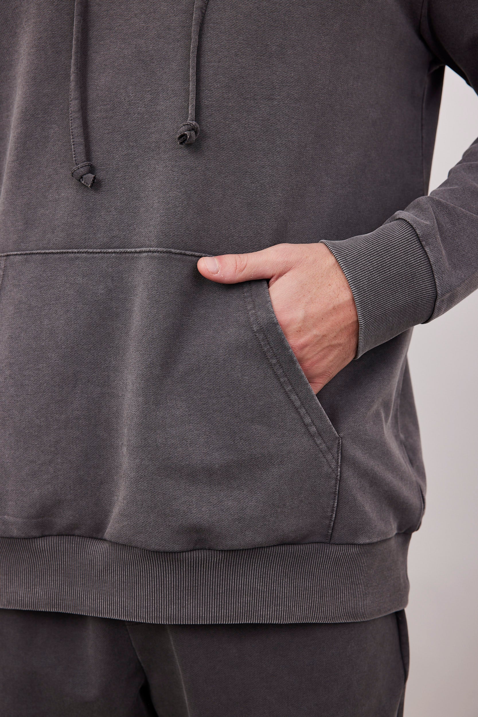 סווטרשט קפוצון עם שרוך