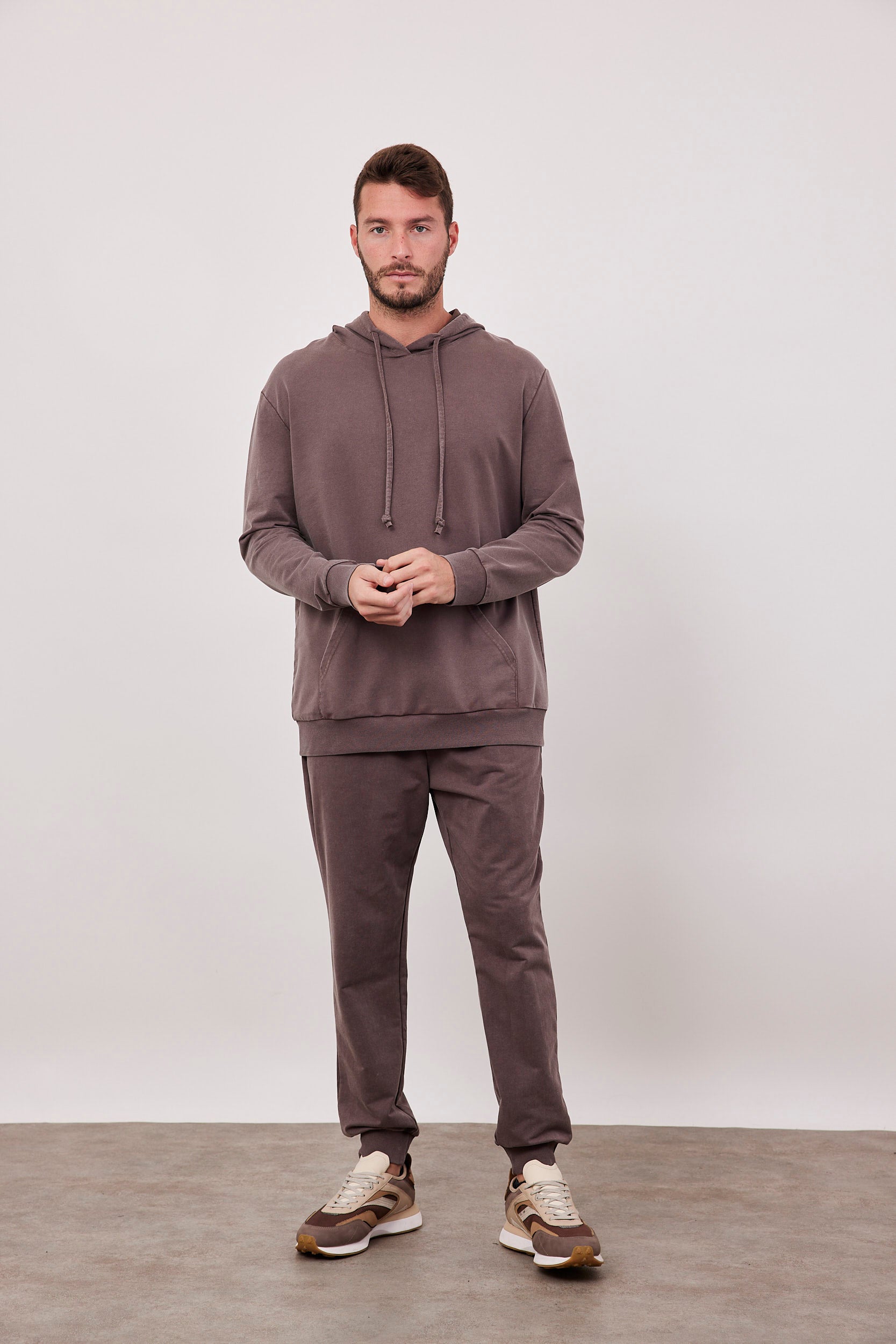 סווטרשט קפוצ'ון עם שרוך