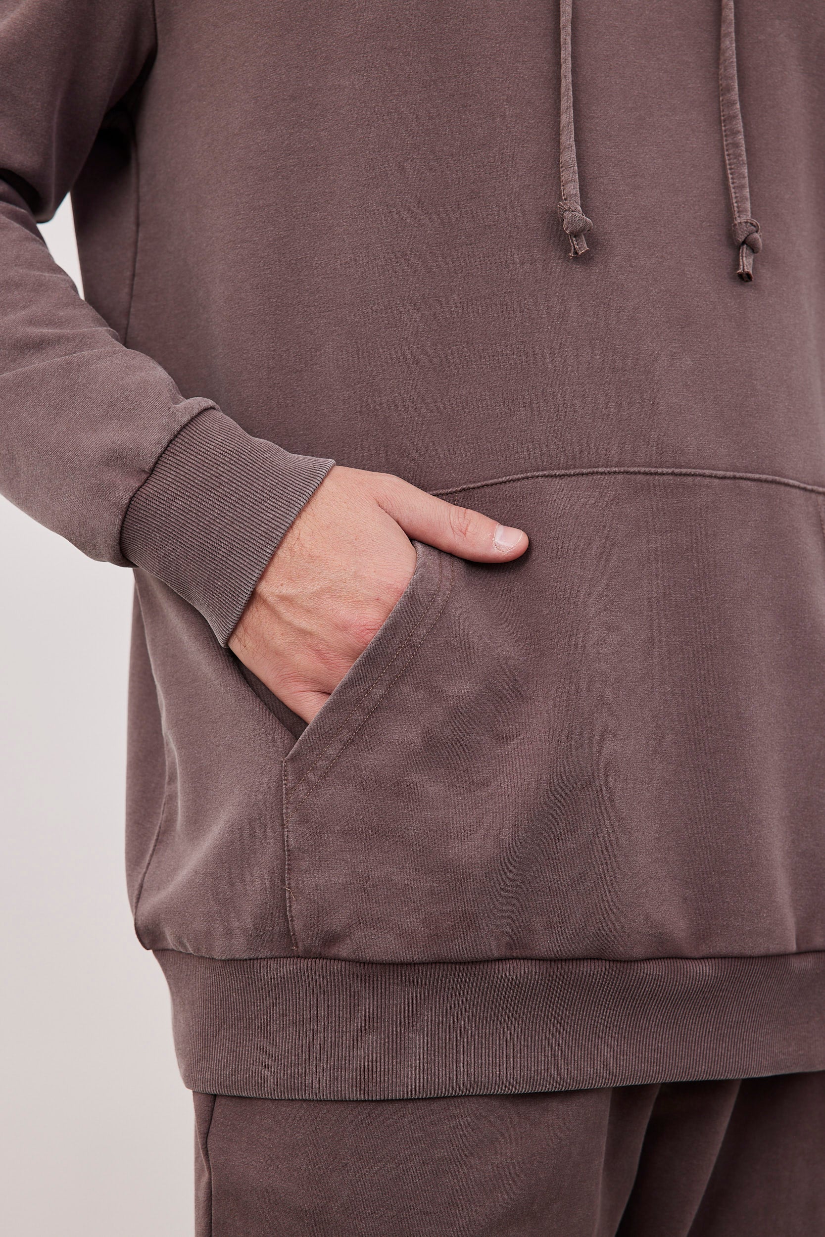 סווטרשט קפוצ'ון עם שרוך