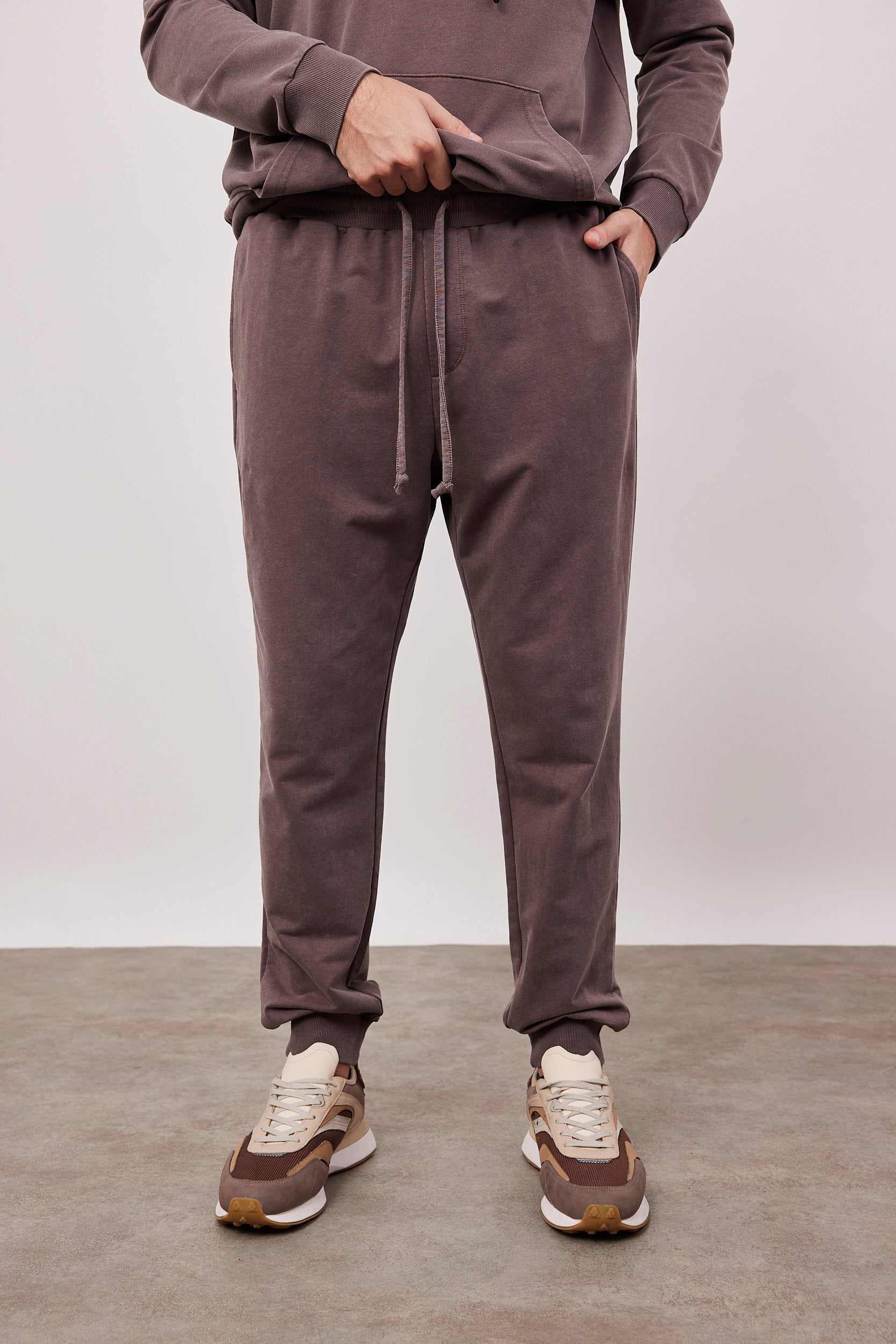 מכנסי פוטר עם סיומת גומי