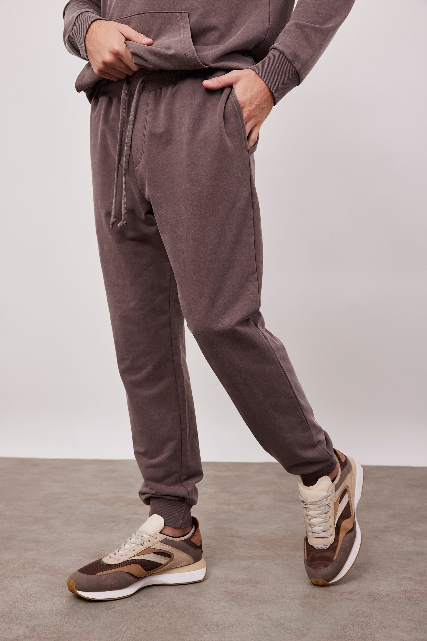 מכנסי פוטר עם סיומת גומי