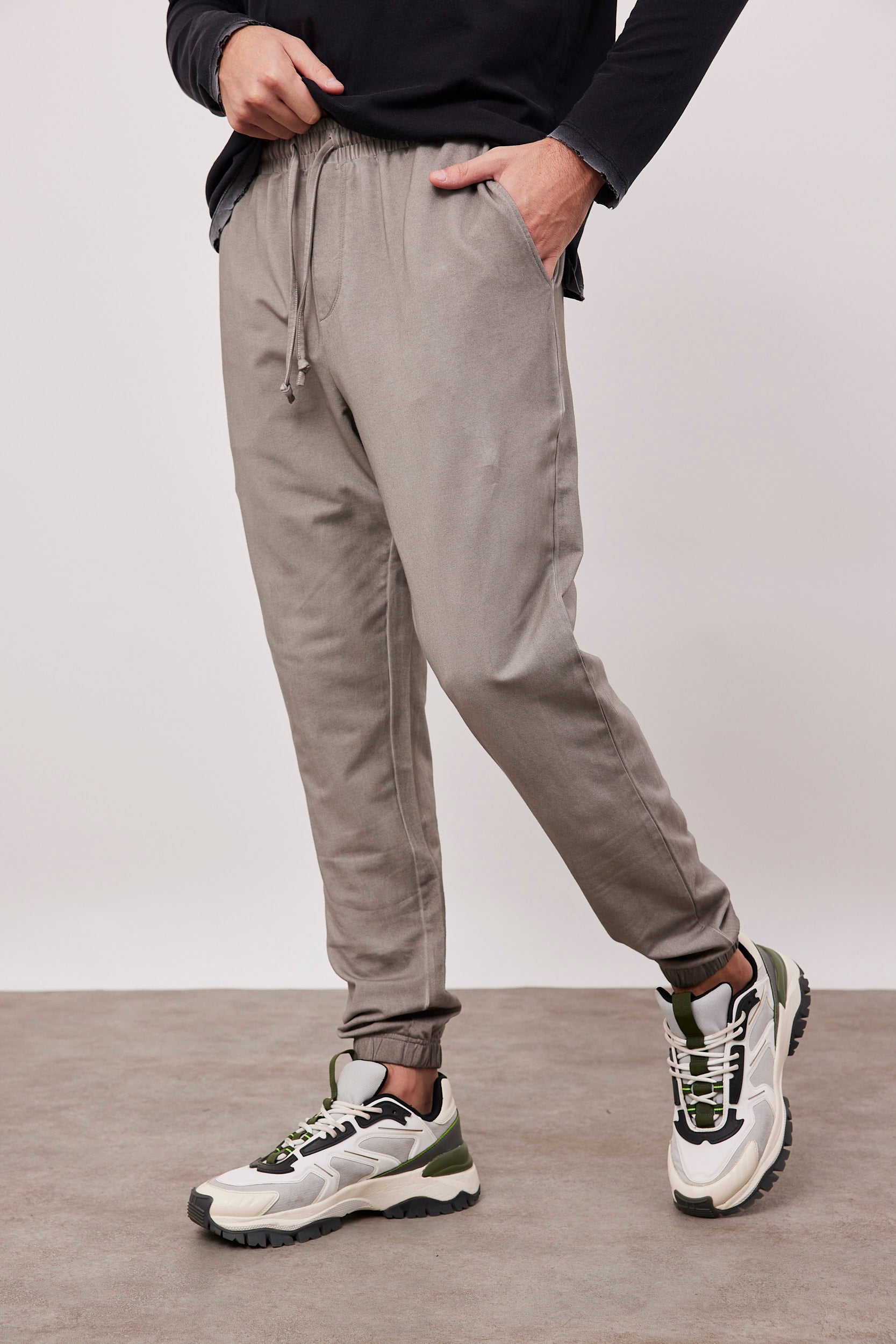 מכנסי ווש בסיומת גומי