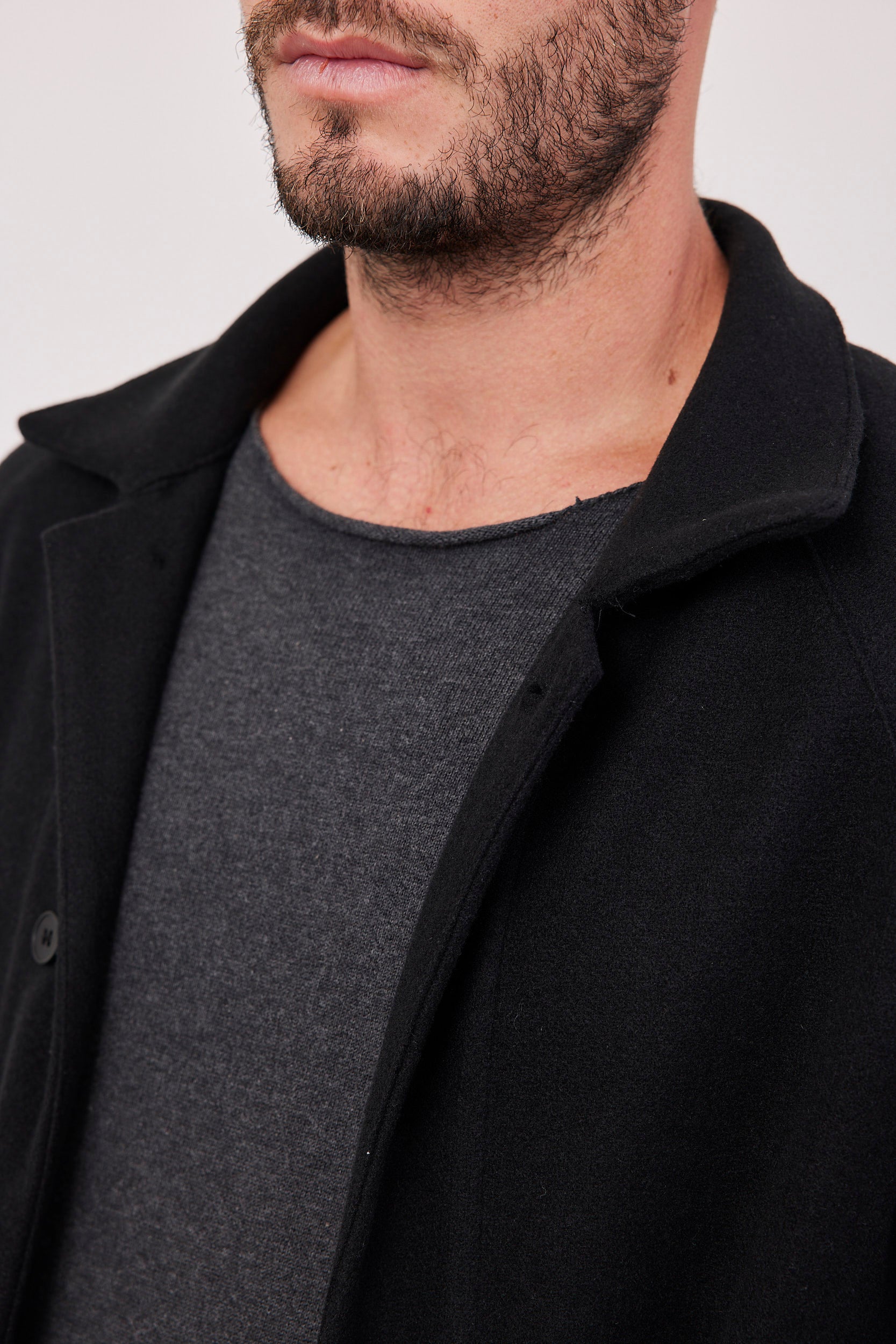 גקט צמרירי עם צווארון