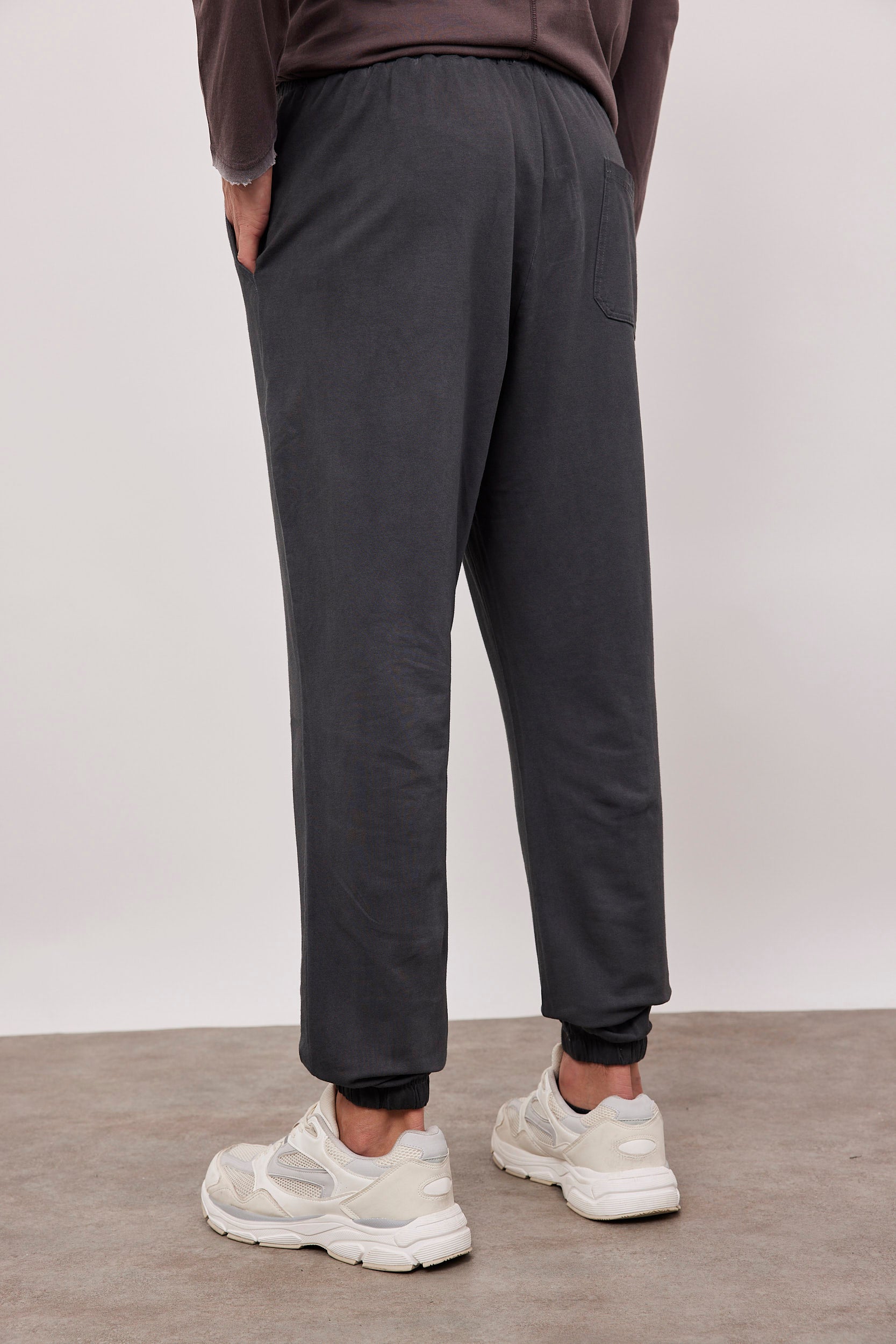 מכנסי ווש בסיומת גומי