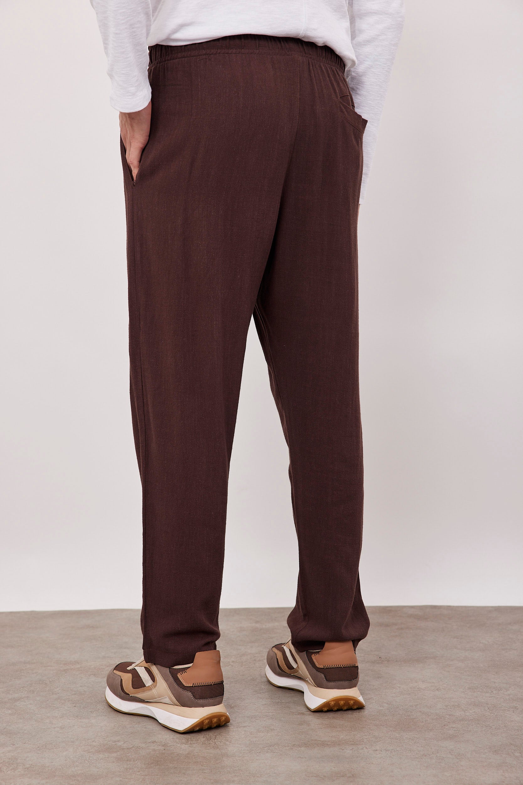 מכנסיים בשילוב פשתן בגזרה רחבה