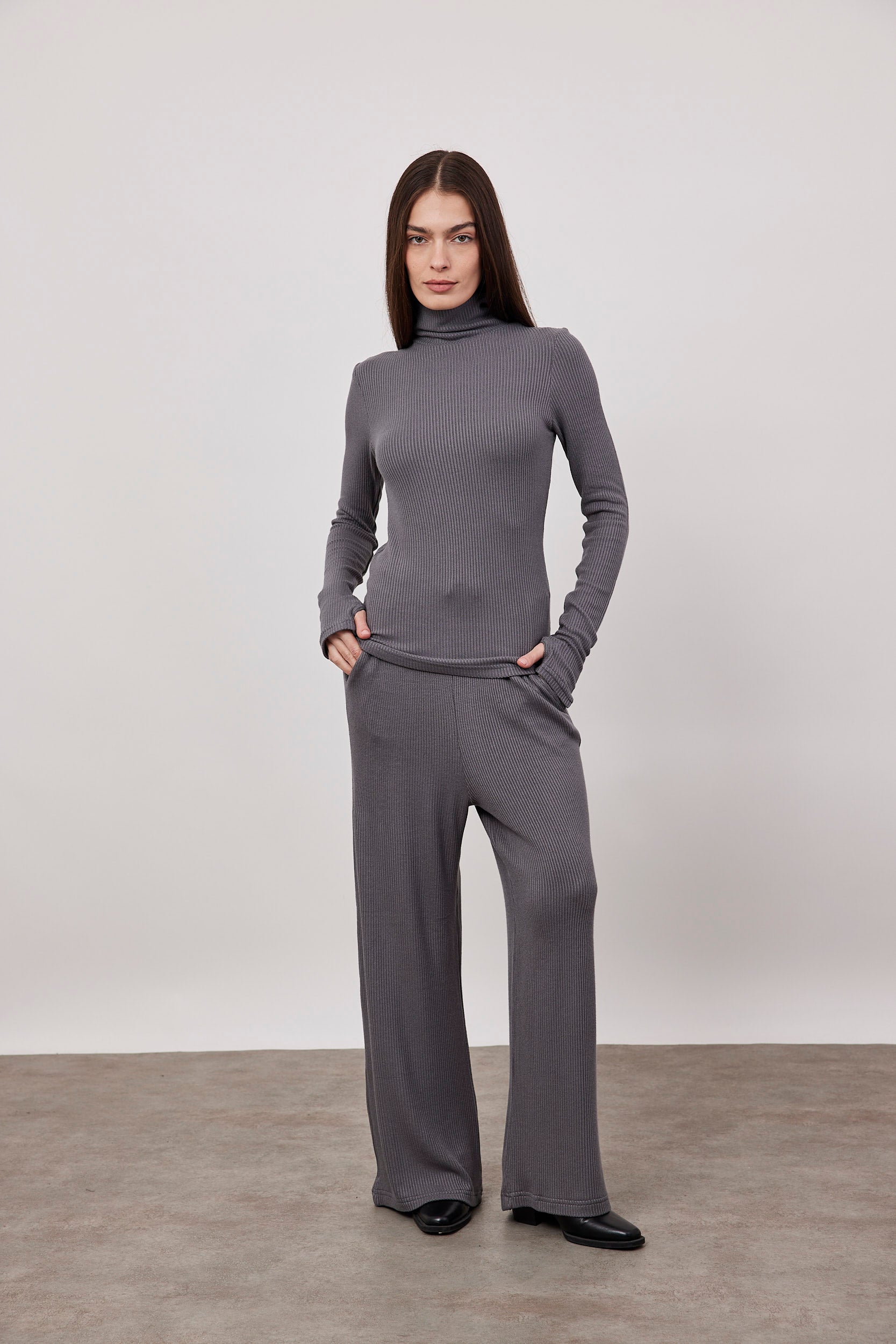 חולצת גולף בטקסטורת פסים