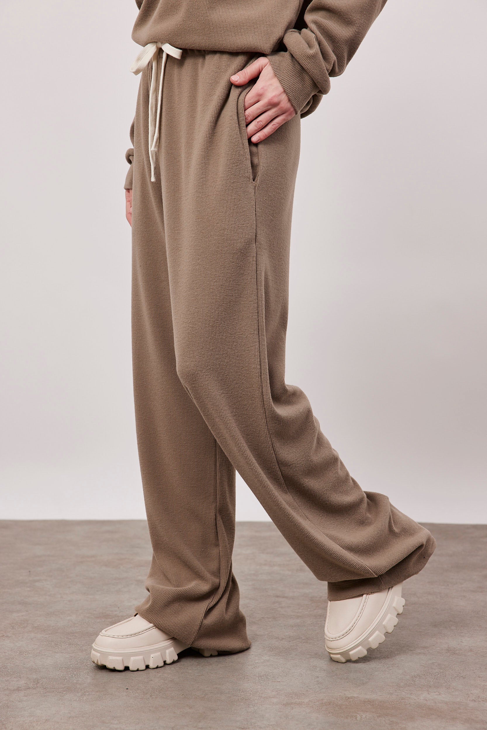 מכנסי ריב סריג