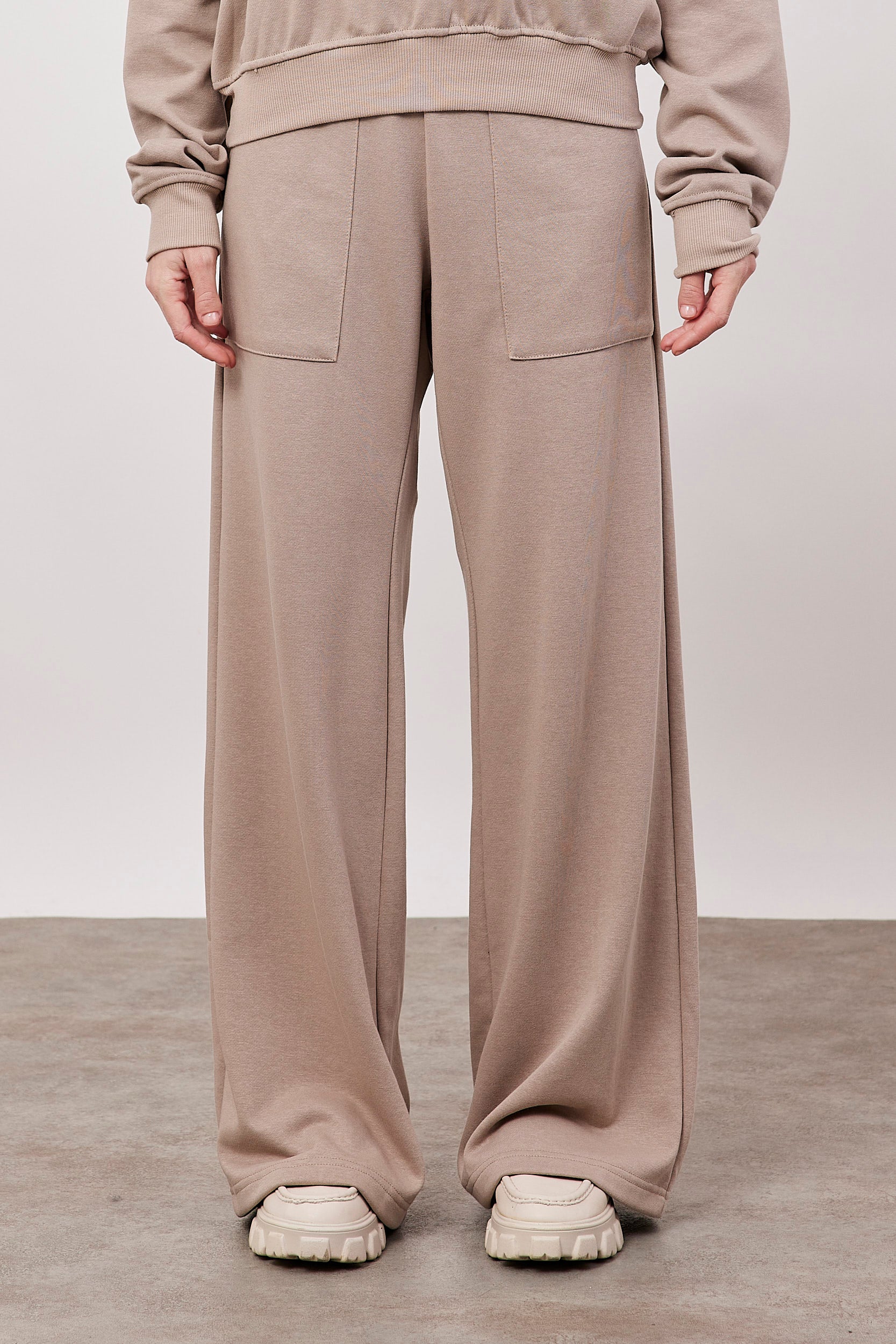 מכנסי פרנץ טרי עם כיסים קדמיים