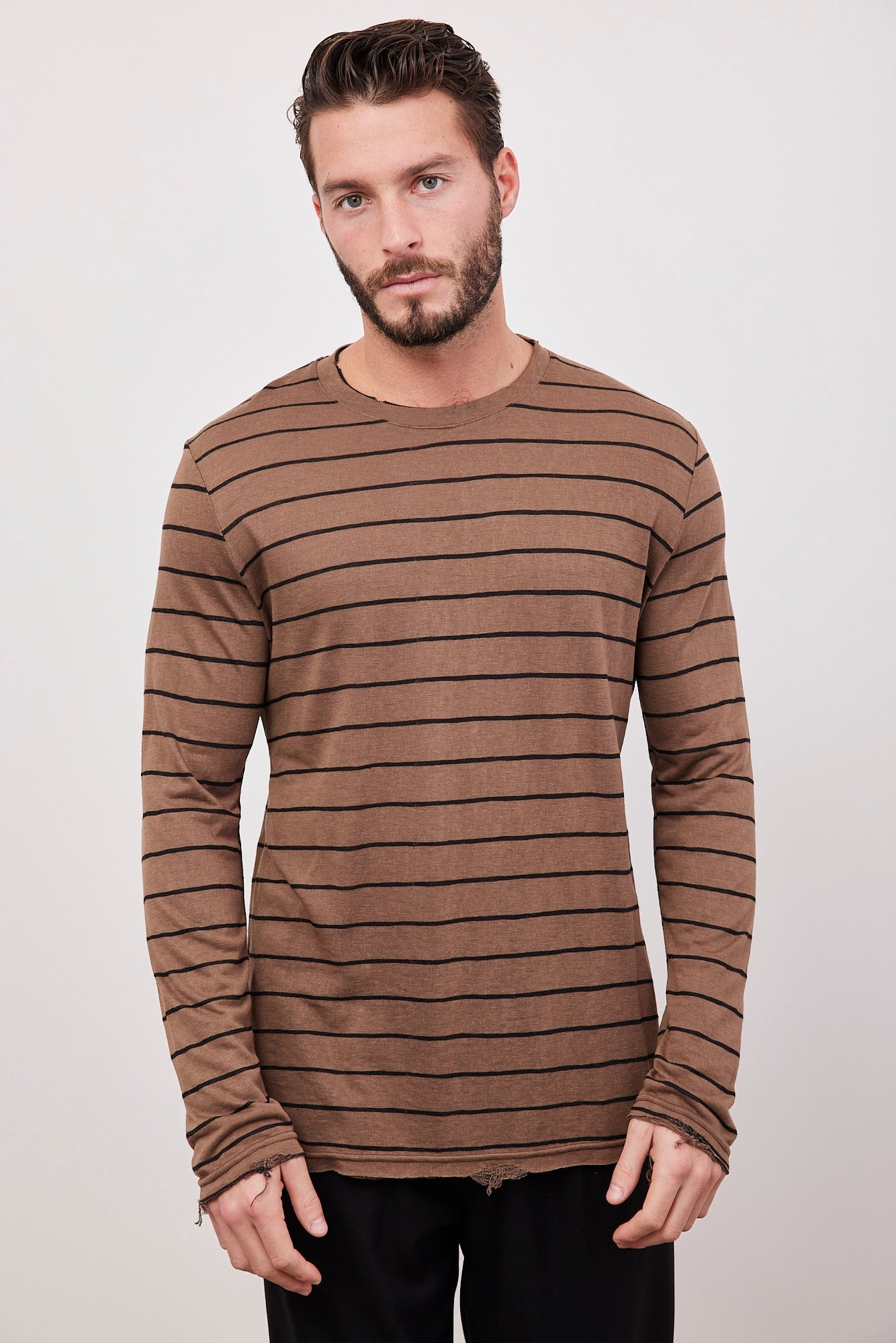 חולצת פסים במראה פשתן בסיומת פרומה - ITAY BRANDS