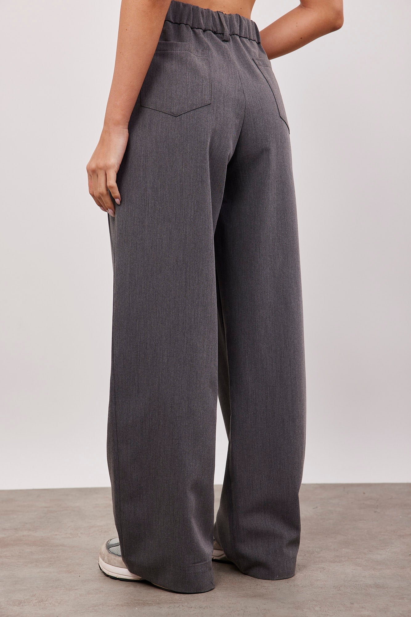 מכנסיים מחויטים עם קשירה - ITAY BRANDS