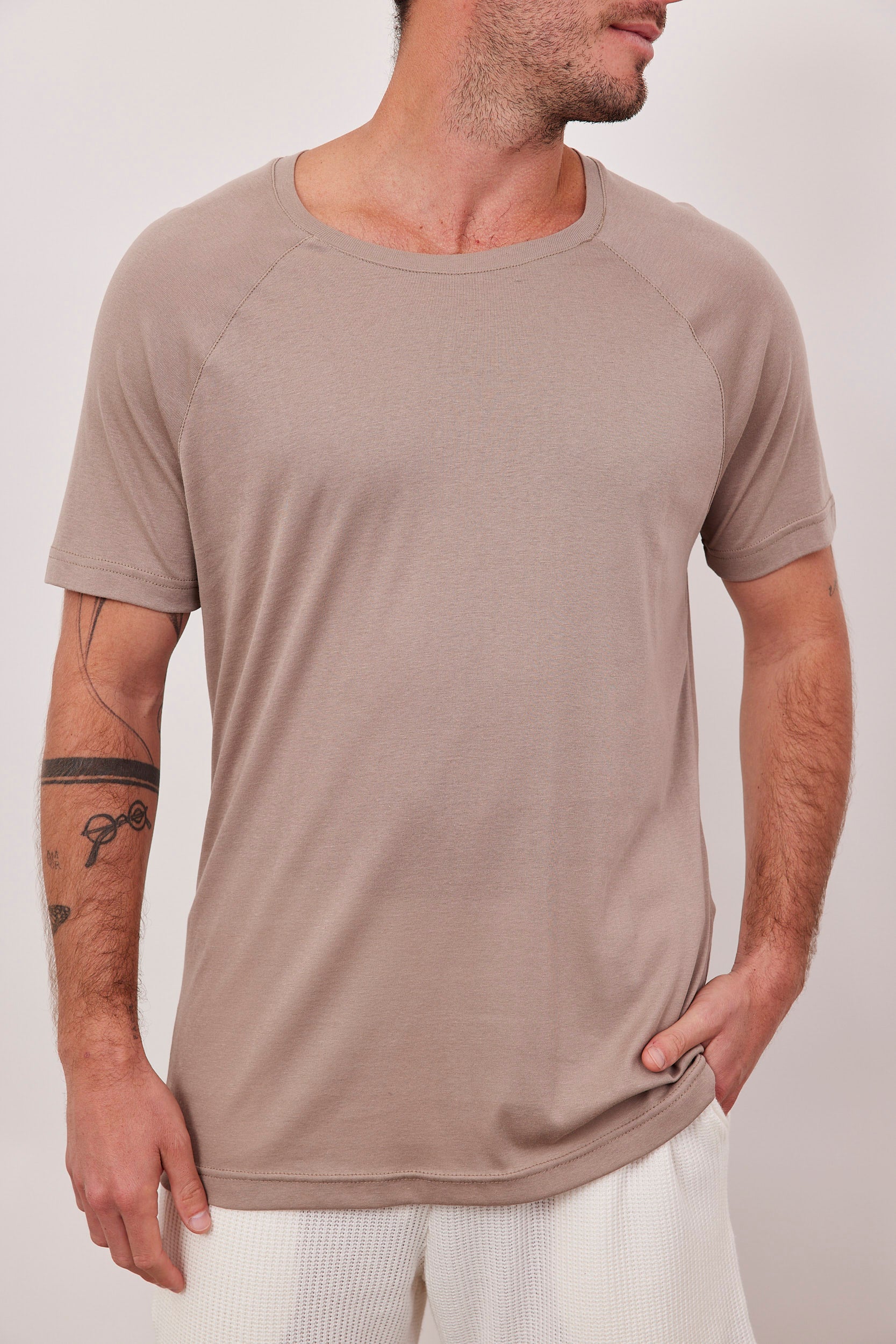 חולצה רכה עם רגלן