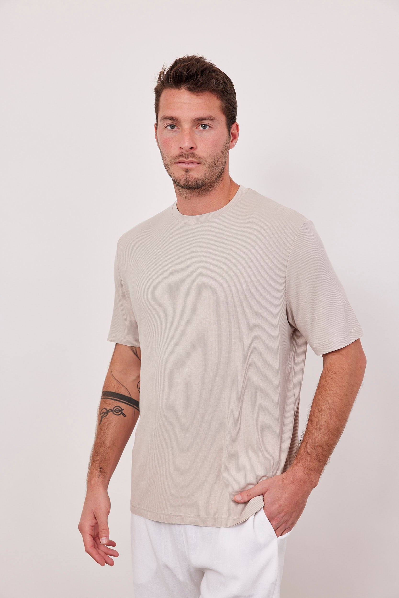 טישרט ניקי בד ריב