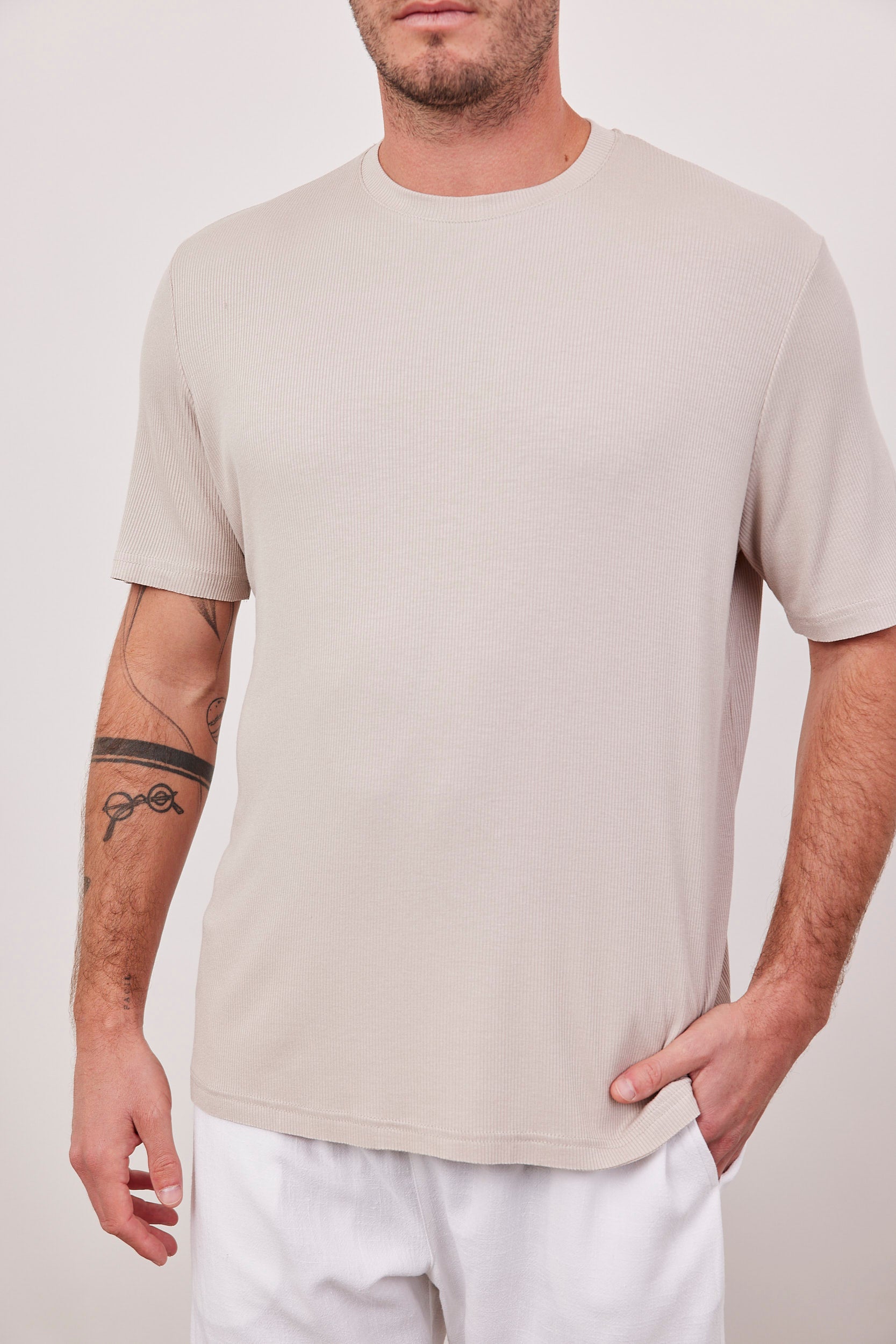 טישרט ניקי בד ריב