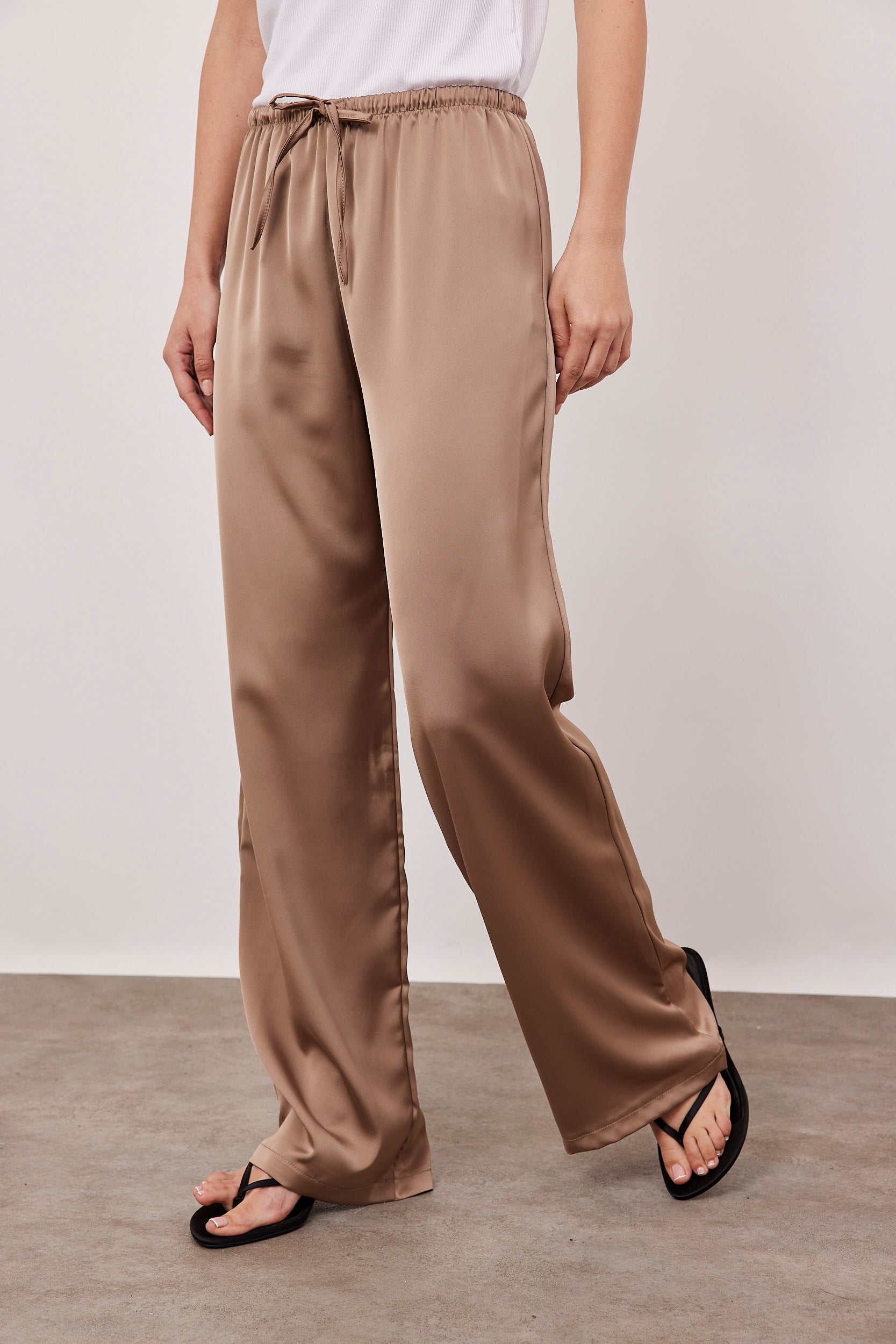 מכנסי דמוי סאטן ארוכים