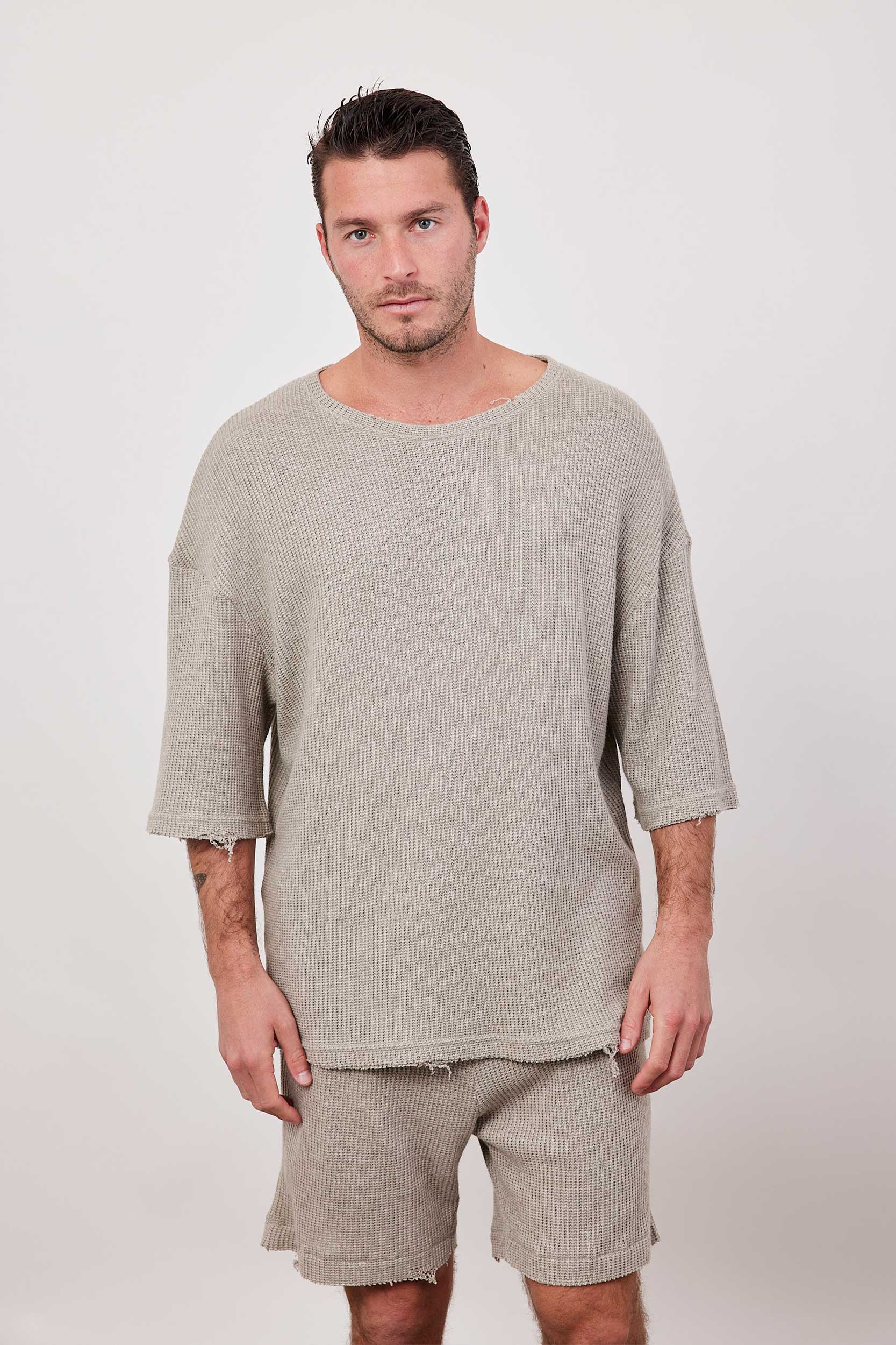 טישירט סריג וופל עם קרעים