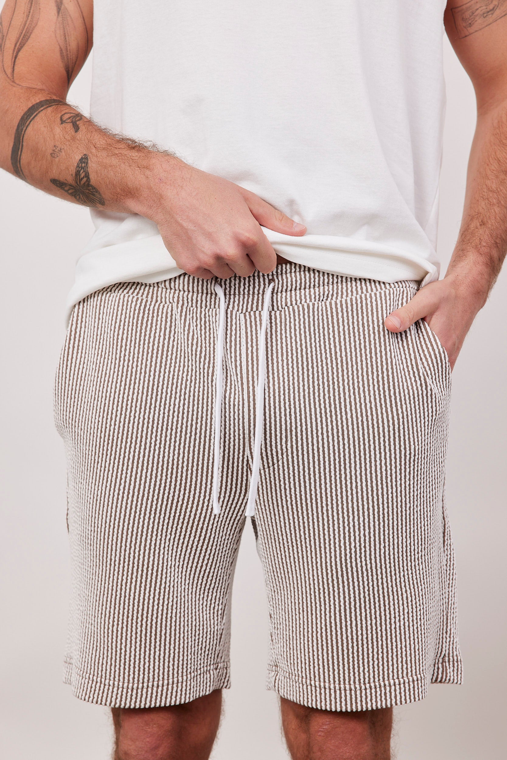 מכנסי ברמודה פסים