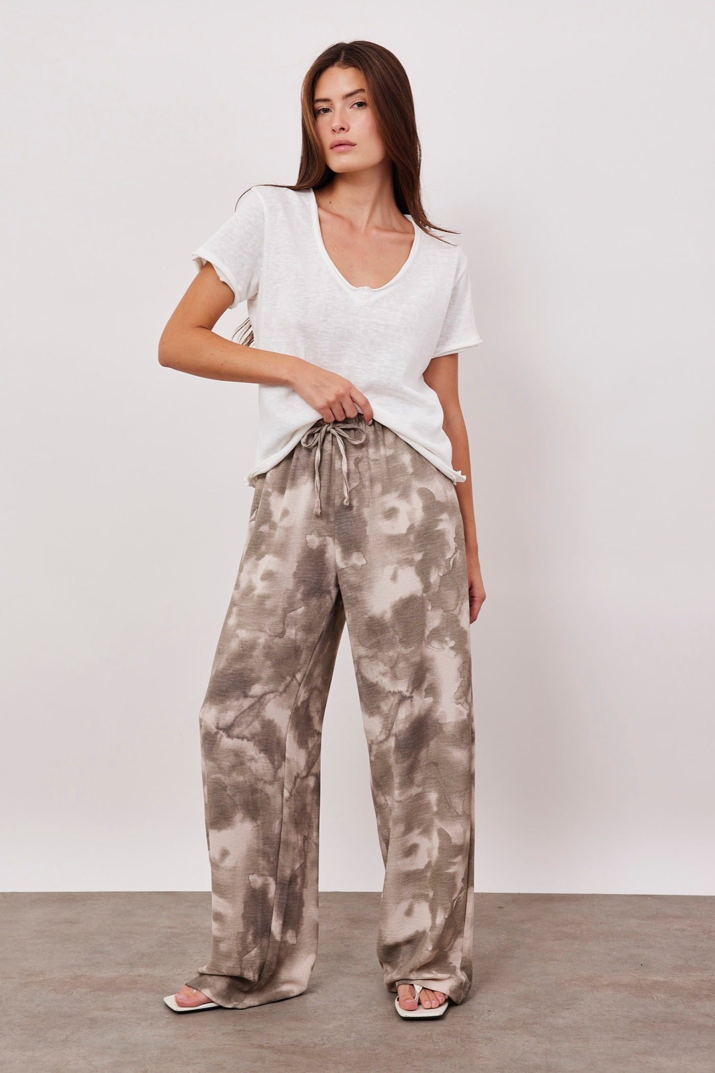 טישרט וי סיומת פרומה