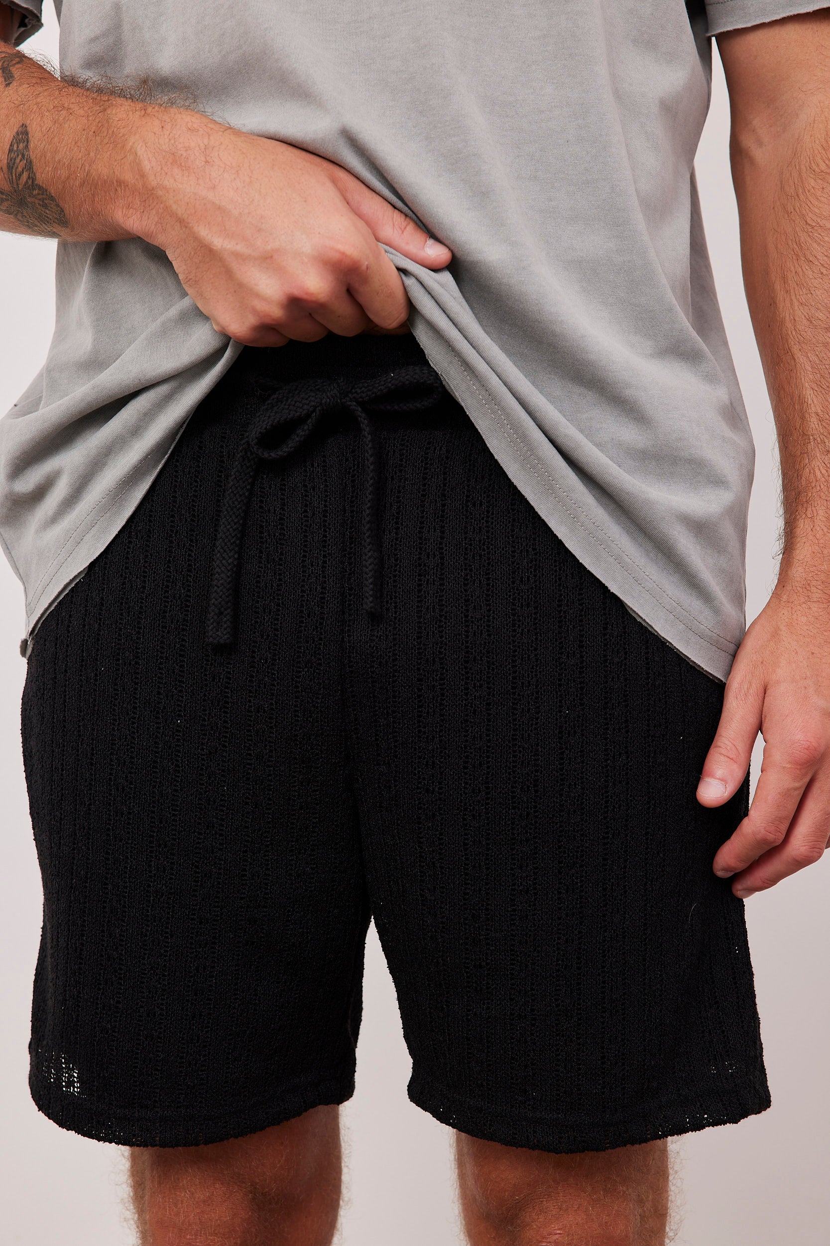 מכנסיים קצרים סרוגים