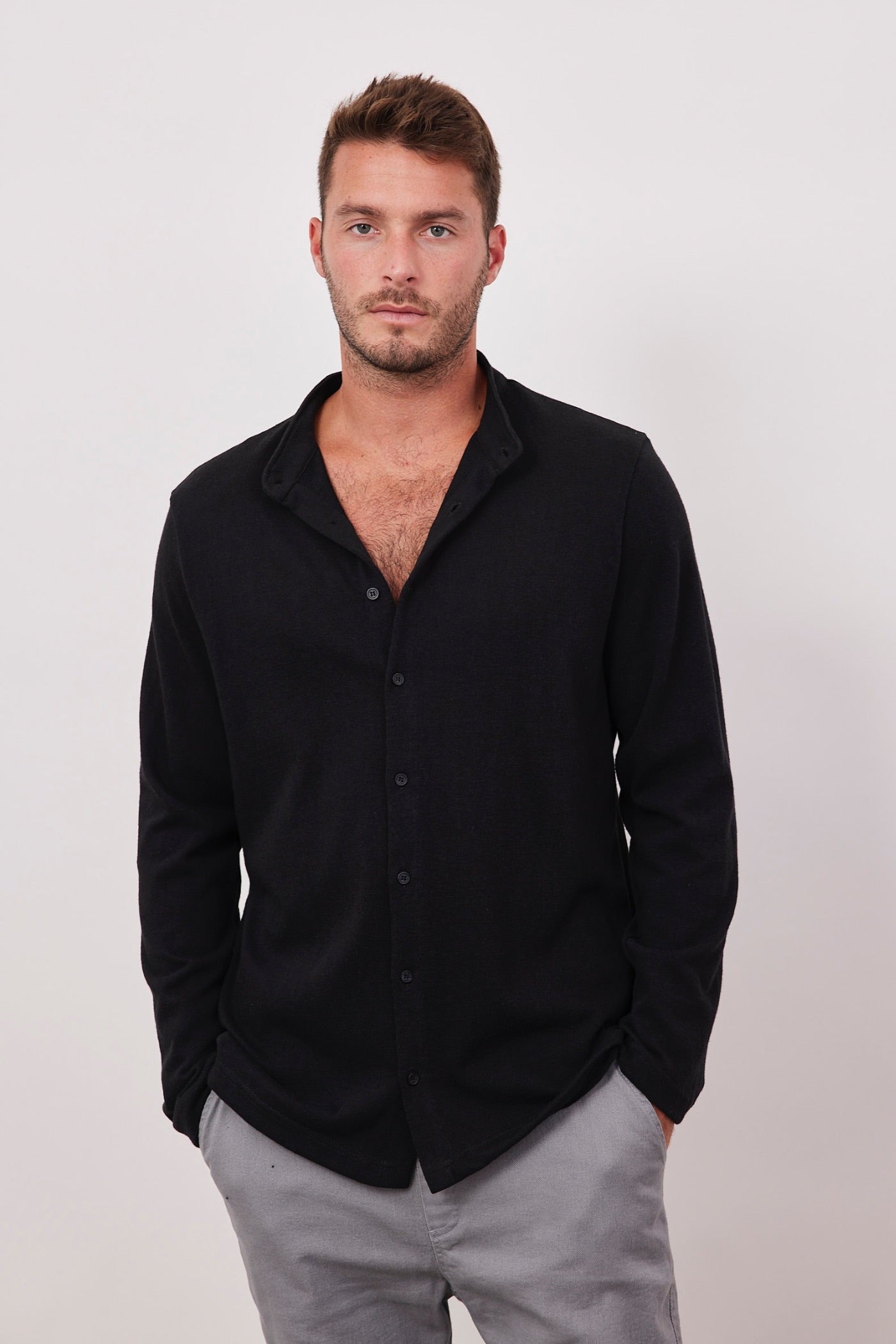 חולצה מכופתרת ארוכה מראה פשתן