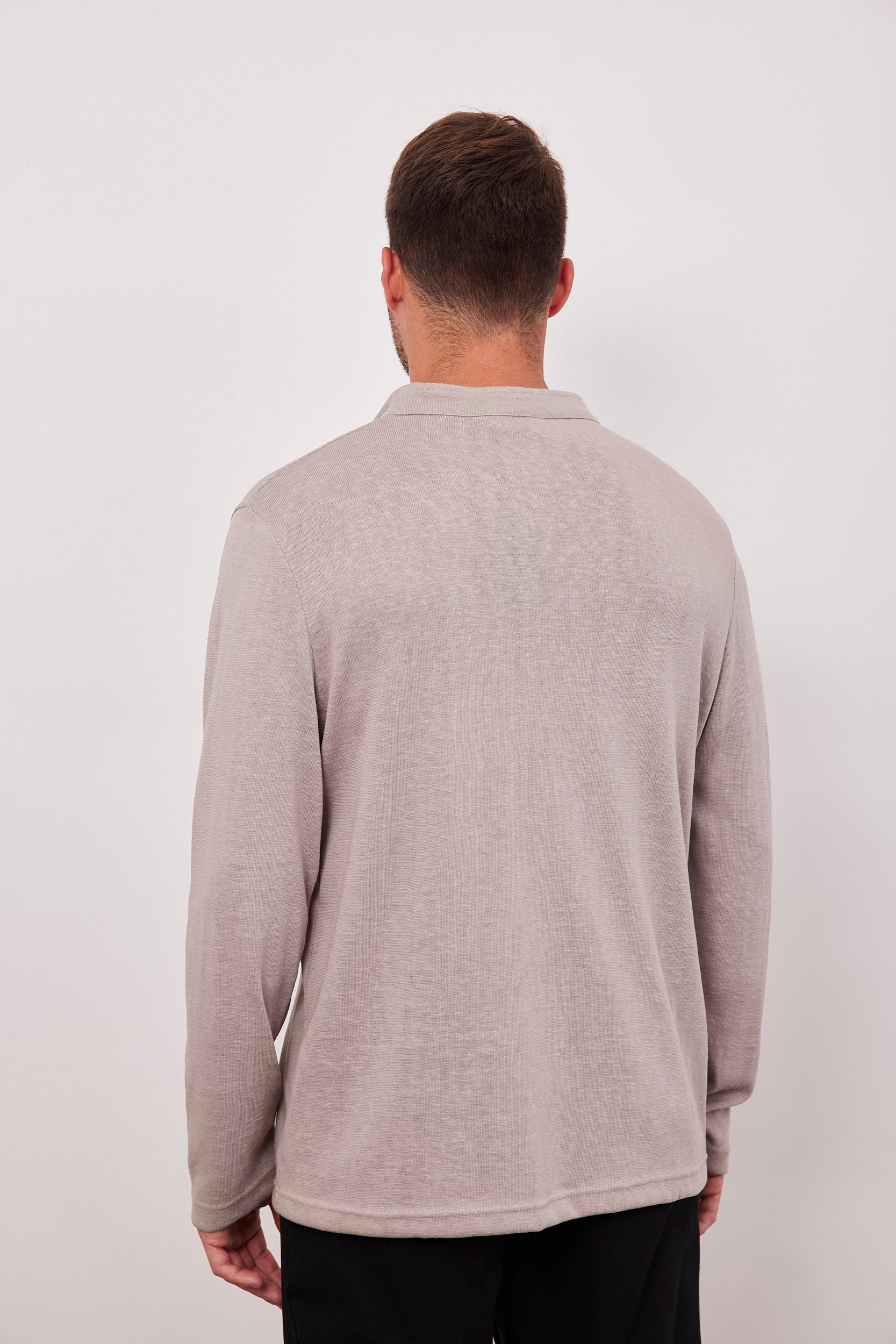 חולצה מכופתרת ארוכה מראה פשתן