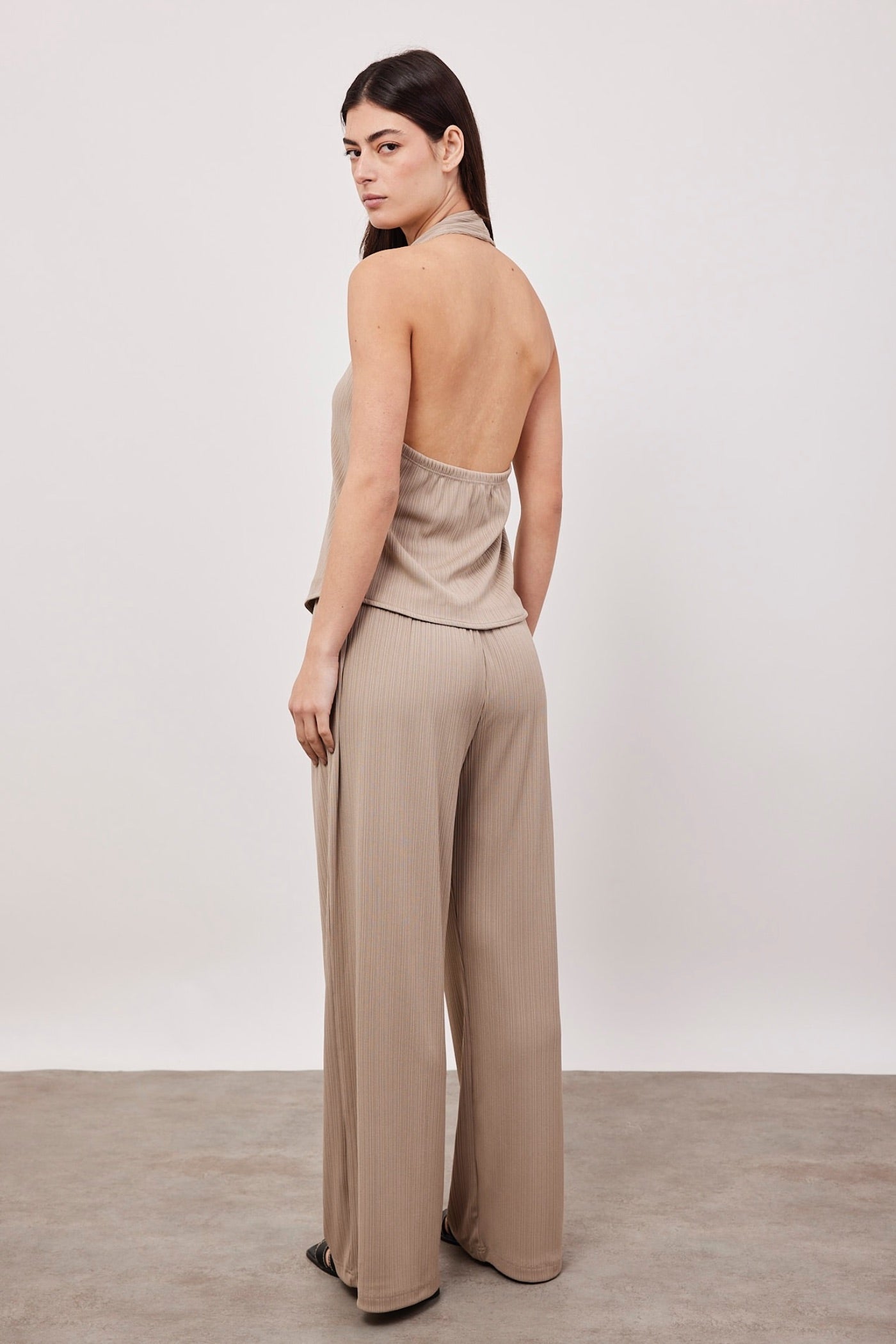 חליפת וסט גב פתוח בטקסטורה - ITAY BRANDS