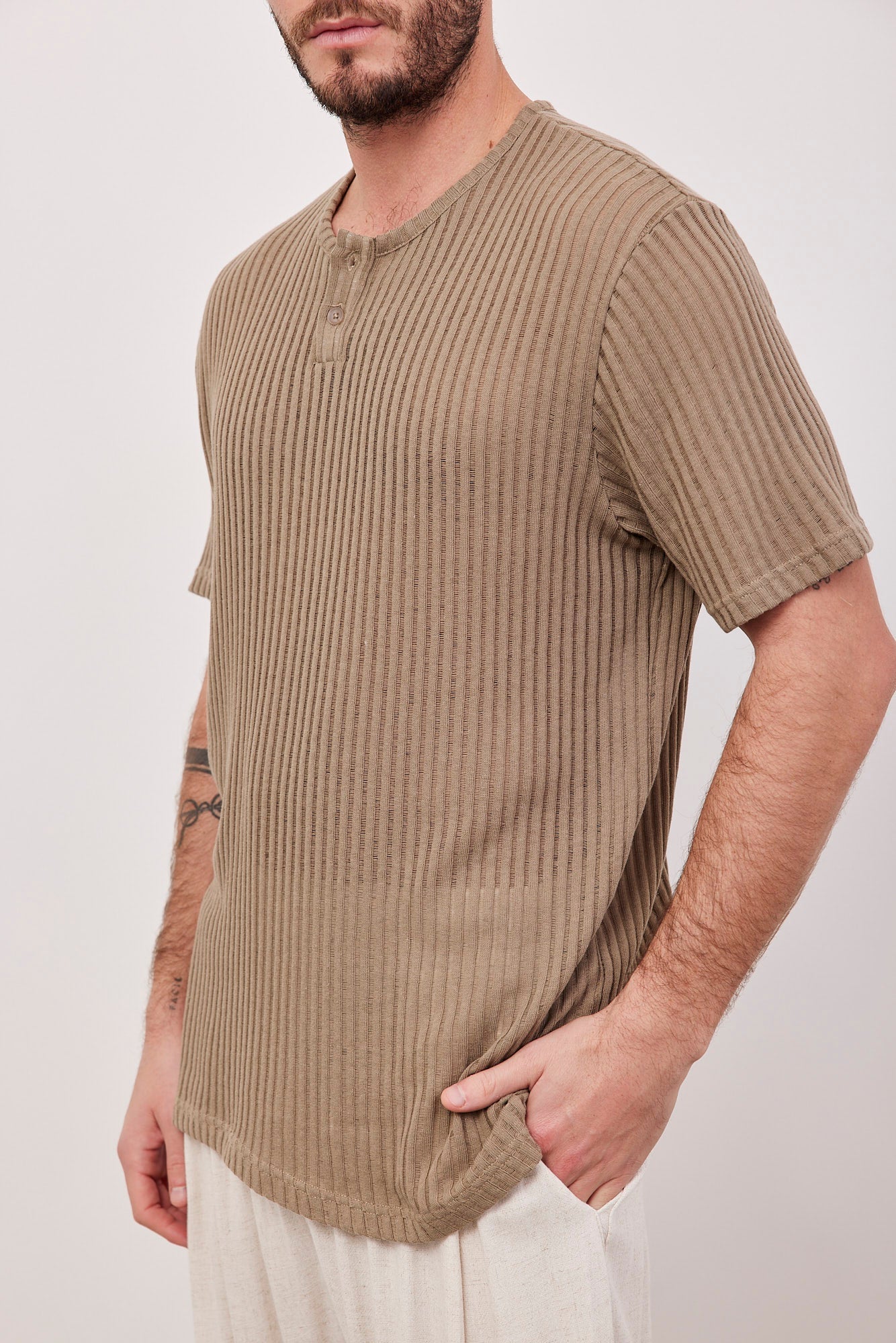 חולצת פסים שקפקפה בשילוב כפתורים - ITAY BRANDS