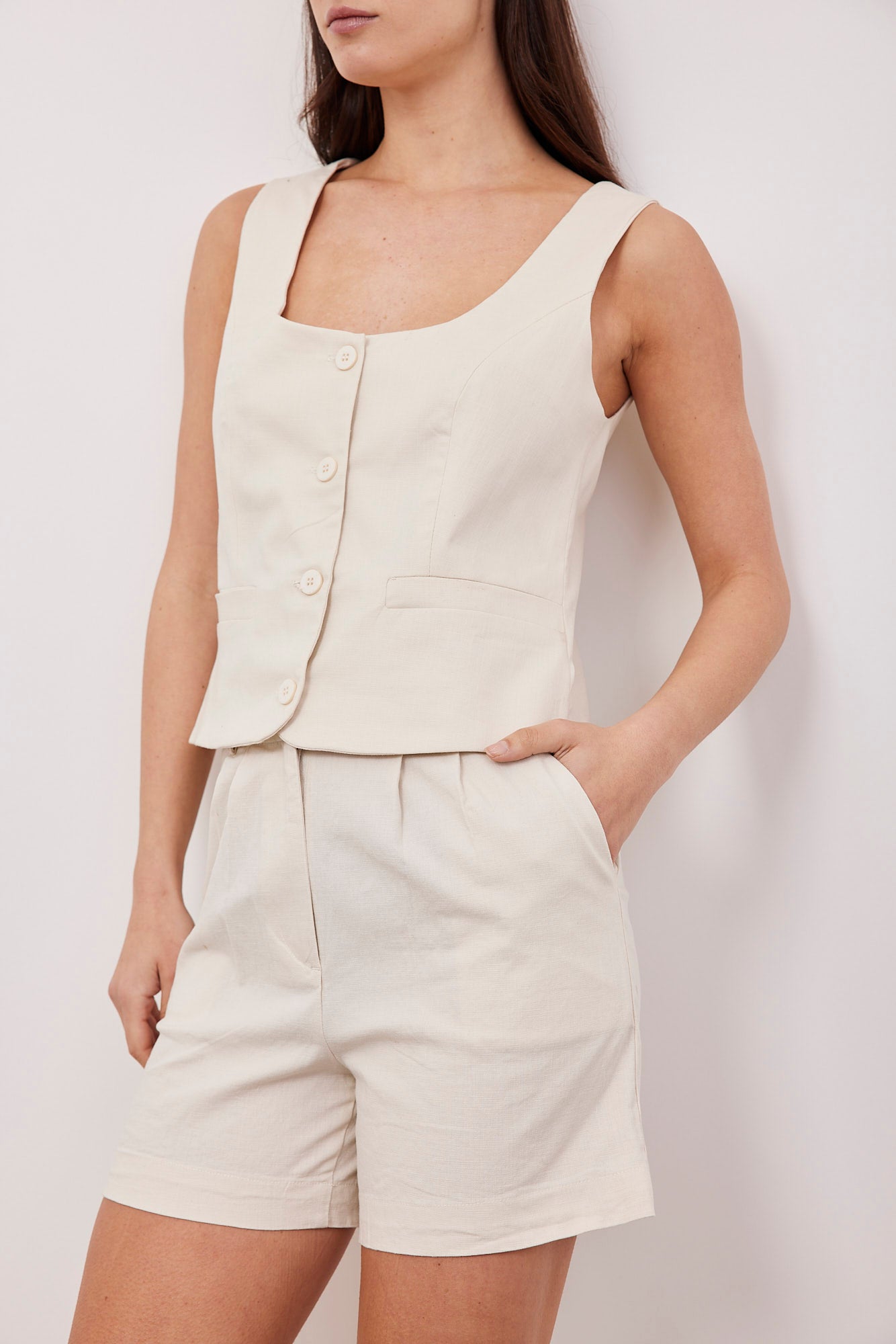 וסט גופיה במראה פשתן - ITAY BRANDS