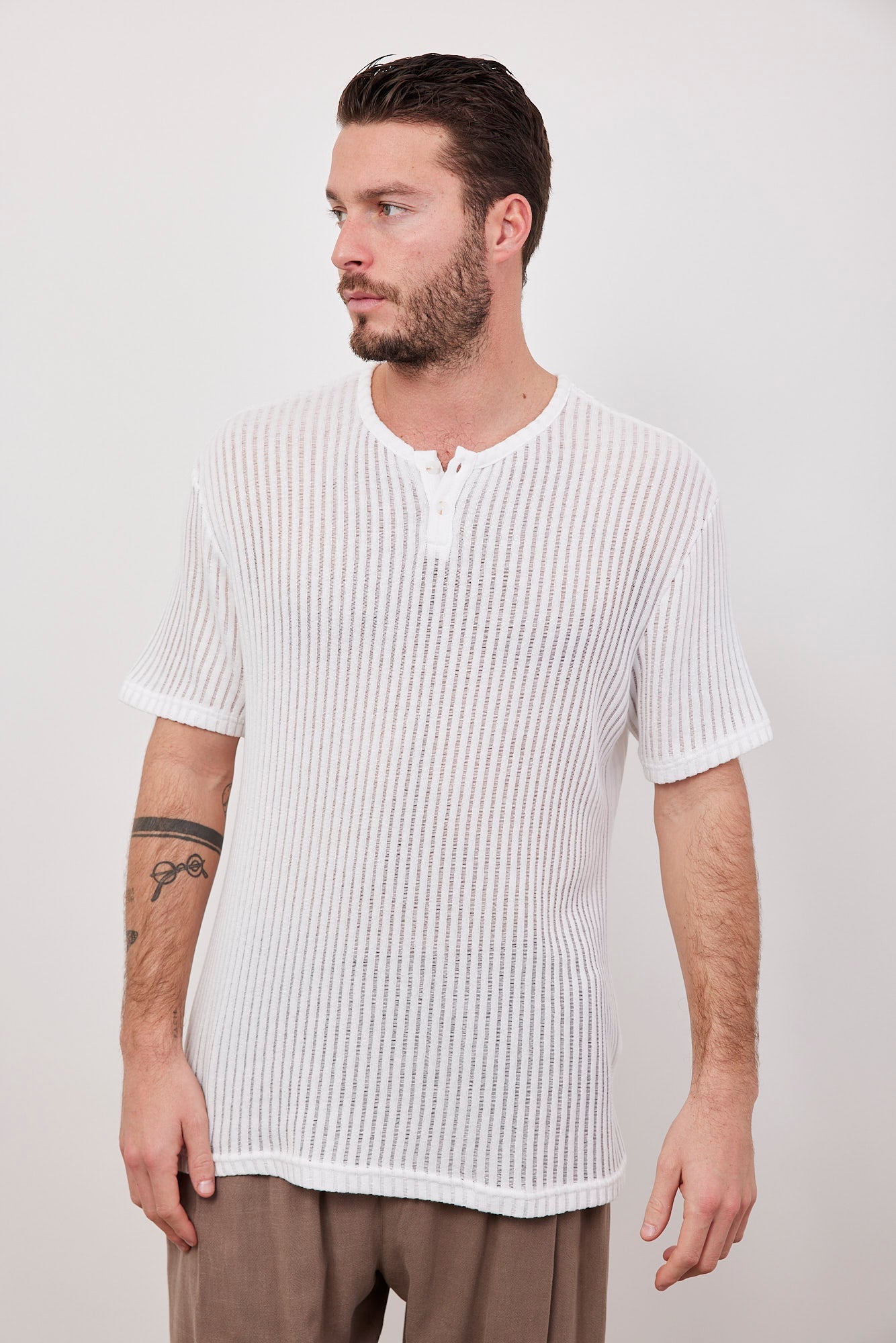 חולצת פסים שקפקפה בשילוב כפתורים - ITAY BRANDS