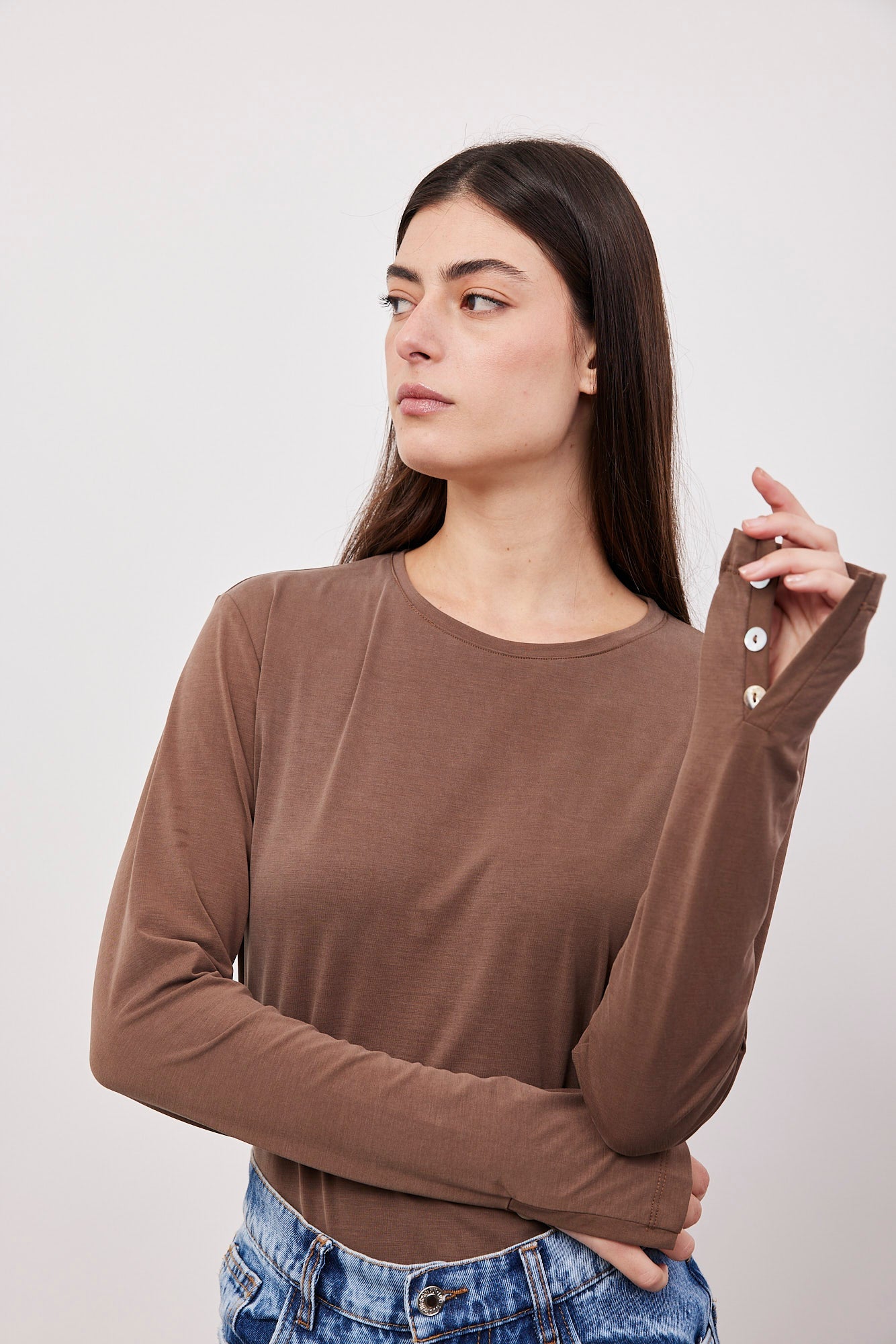 חולצה ארוכה דקה עם כפתורים בשרוול - ITAY BRANDS